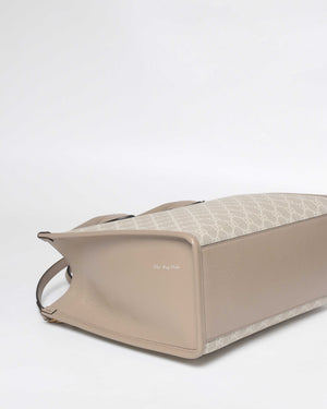 Gucci Beige and white GG Supreme canvas w/ Interlocking G Small Tote Bag-7