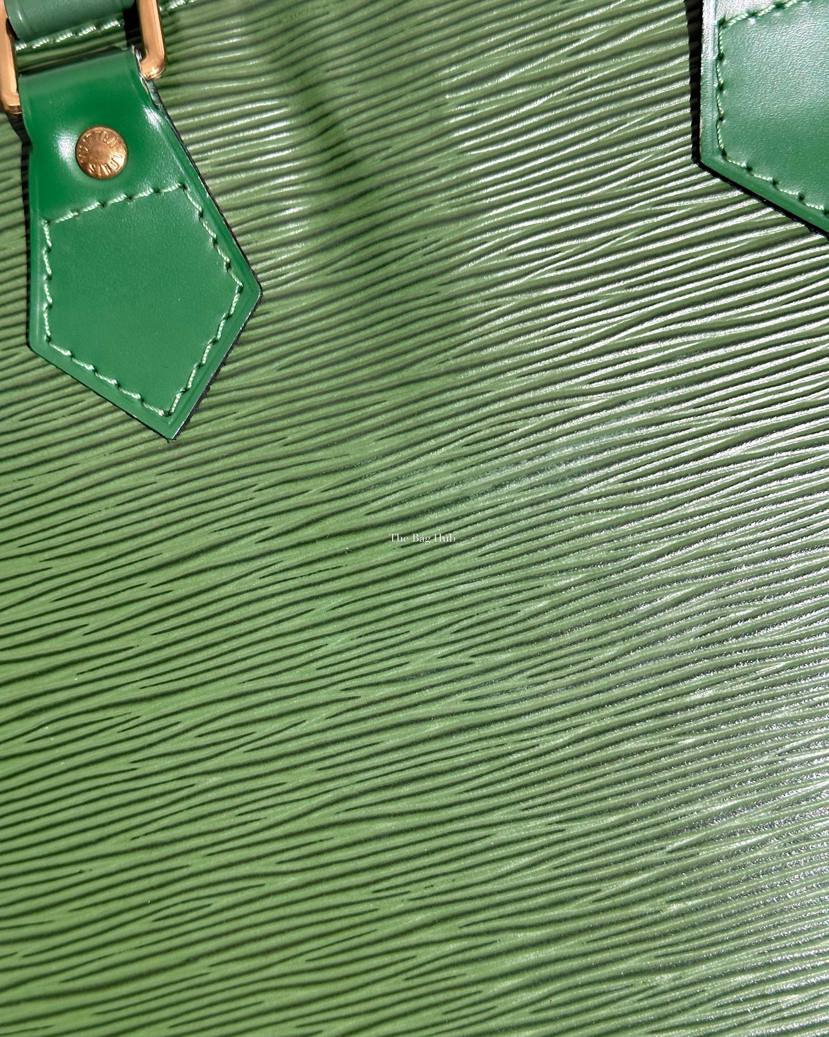 Louis Vuitton Green Epi Alma PM Shoulder Bag-23