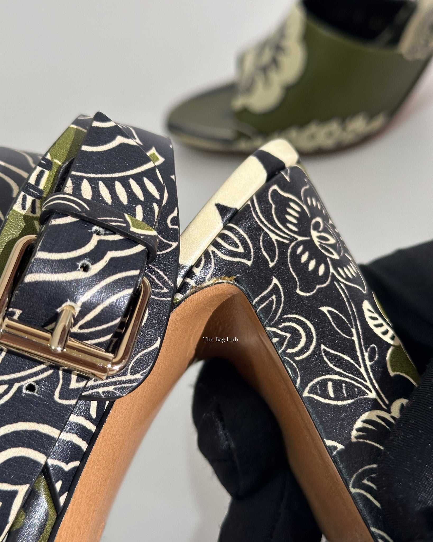 Valentino Green Printed Block Heel Sandals Size 39