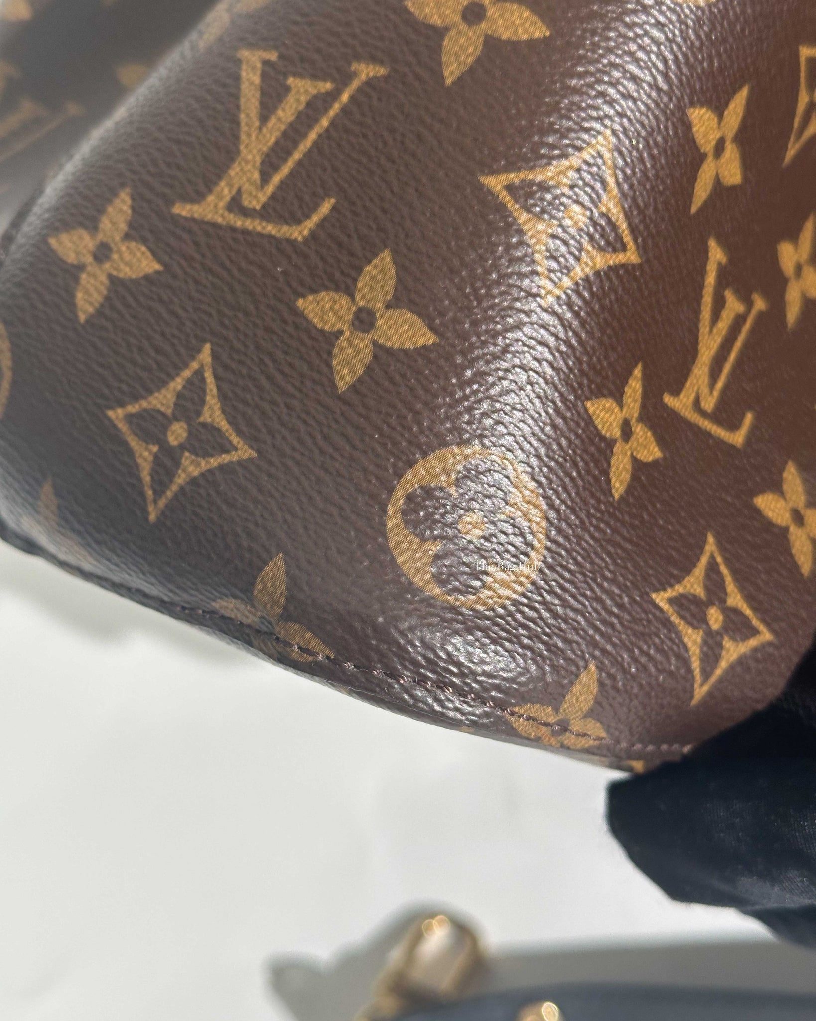 Louis Vuitton Black/Monogram Neo Noe MM Bucket Bag-16