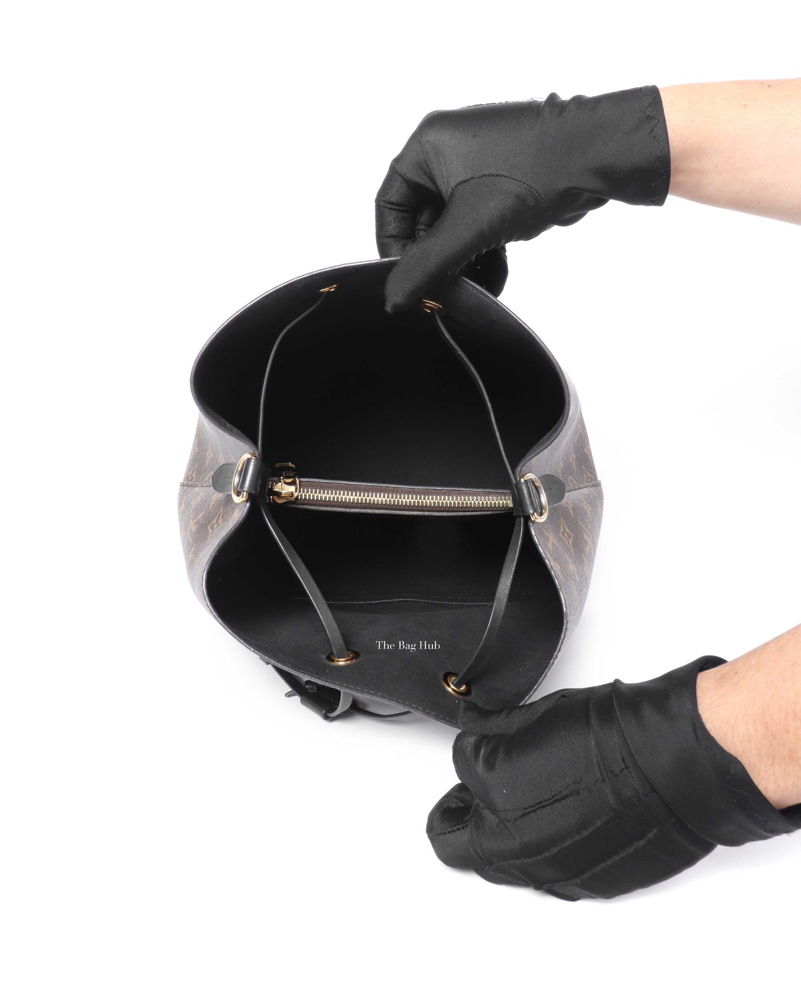 Louis Vuitton Black/Monogram Neo Noe MM Bucket Bag-11