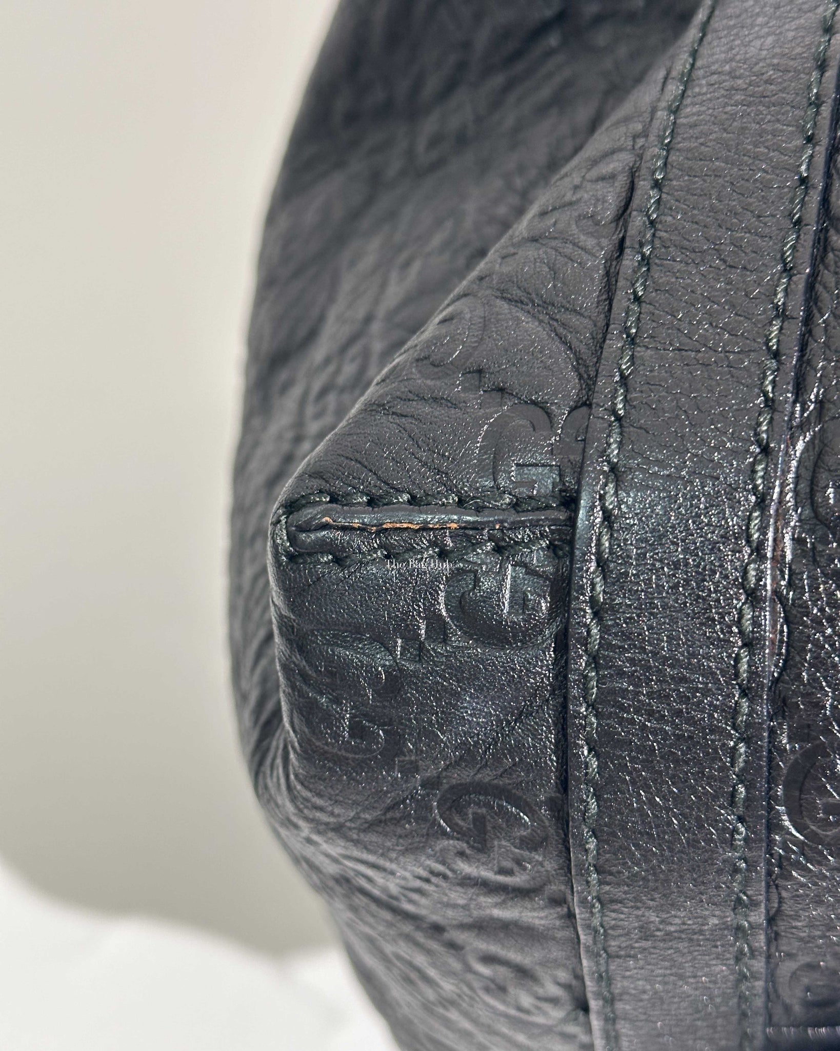 Gucci Black Guccissima Tote Leather Bag-26