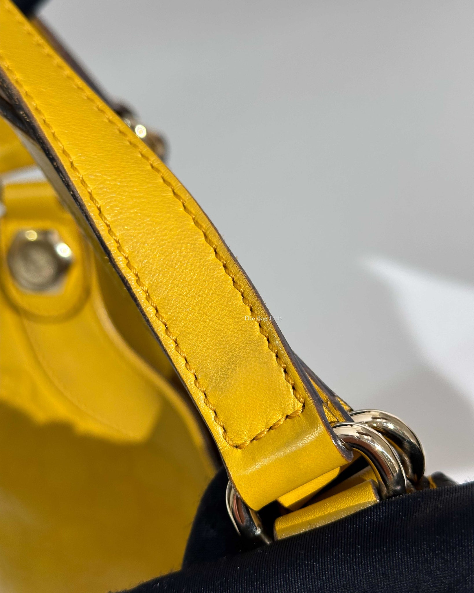 Gucci Yellow Guccissima Leather Charmy Hobo Bag-31