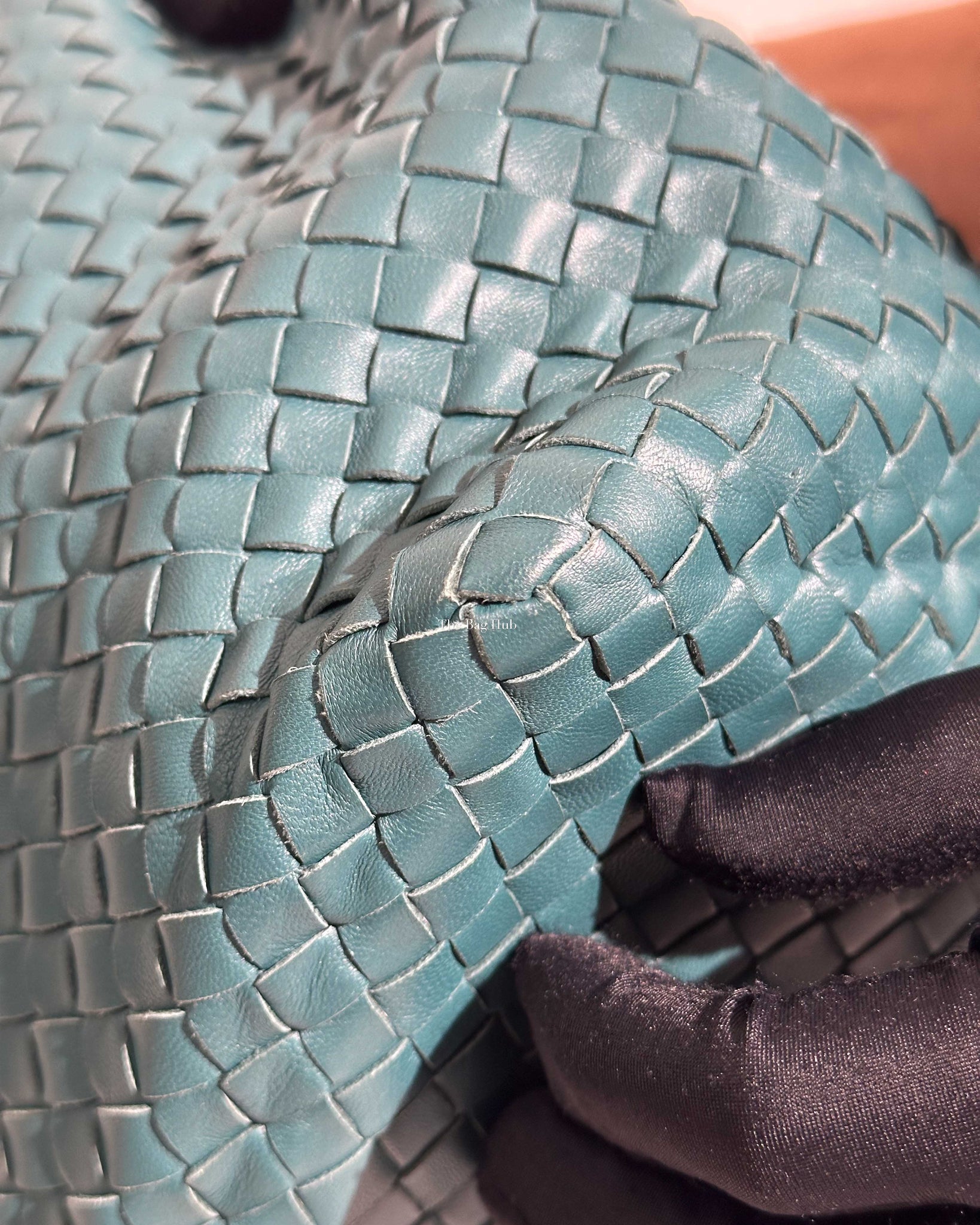 Bottega Veneta Teal Ayers-Trimmed Nappa Intrecciato Tote Bag-16