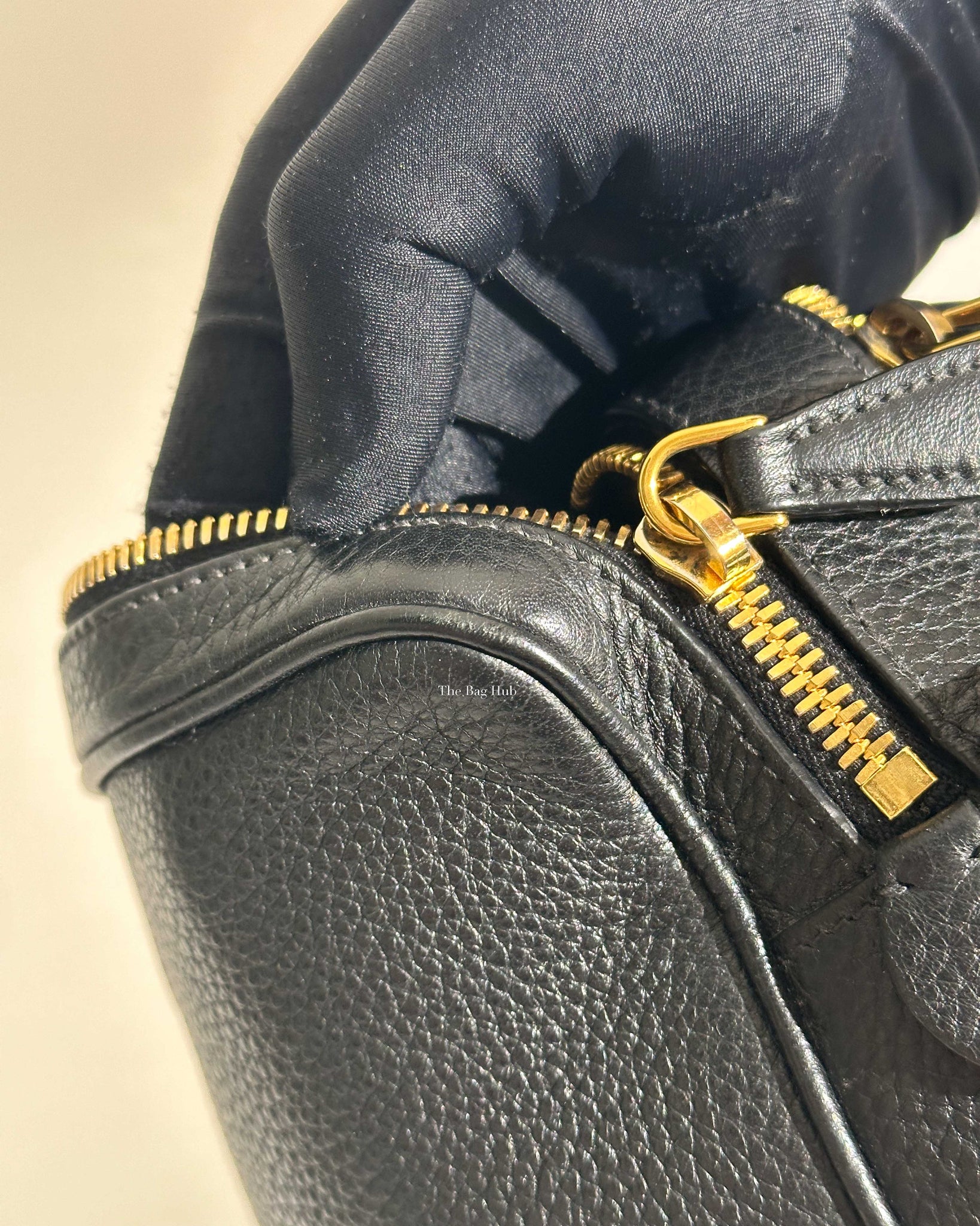 Prada Nero Vitello Phenix Camera Bag 1BH079-18