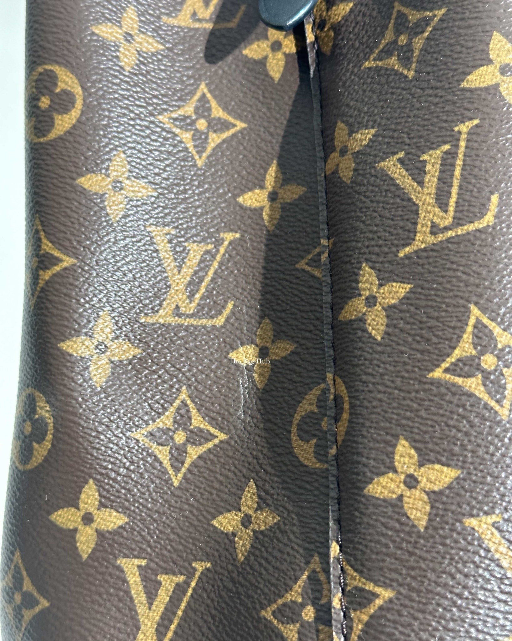 Louis Vuitton Black Monogram Neonoe MM Bag-13