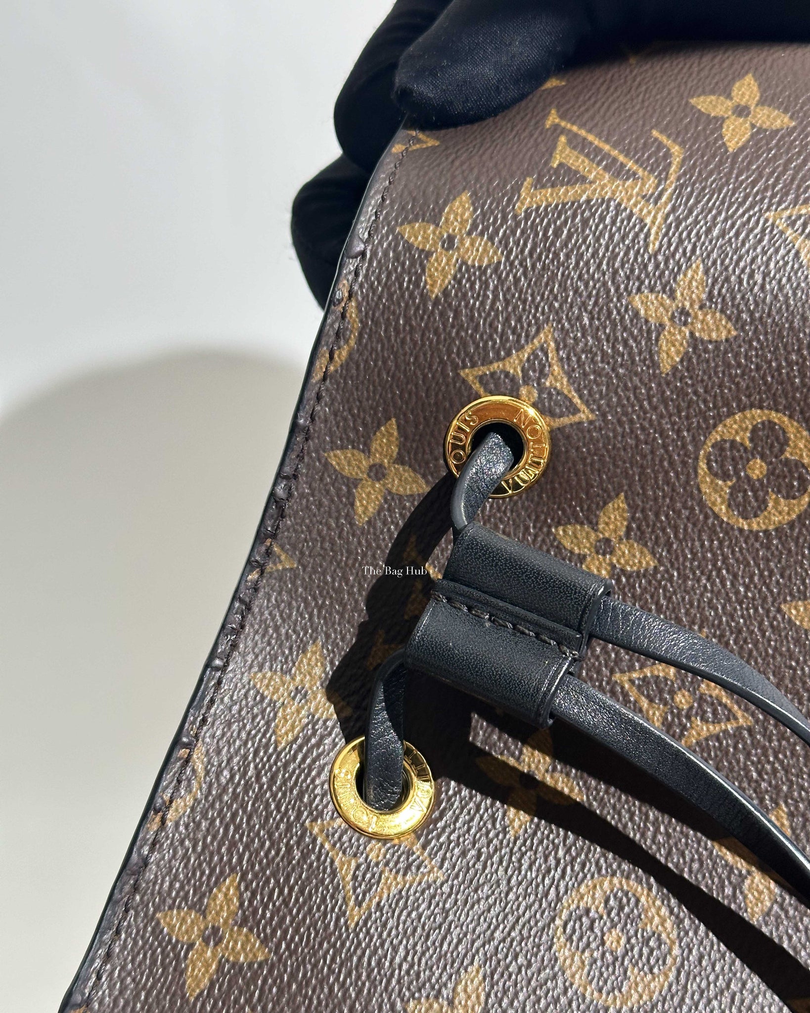 Louis Vuitton Black Monogram Neonoe MM Bag-14