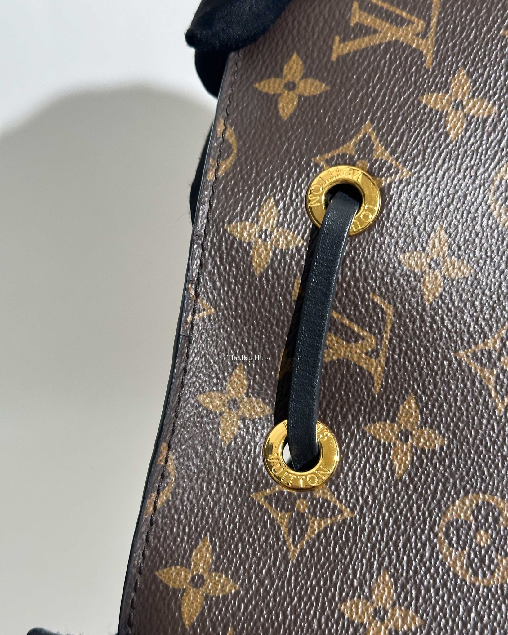 Louis Vuitton Black Monogram Neonoe MM Bag-15