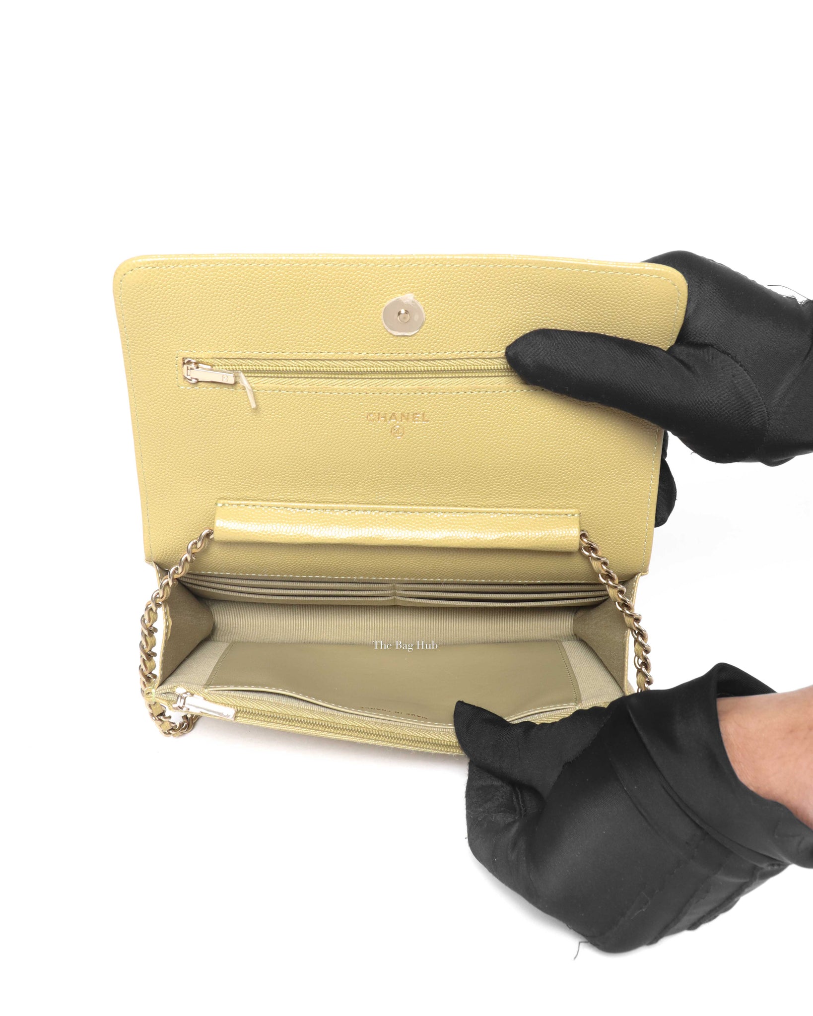 Chanel Avocado Green Caviar WOC-11