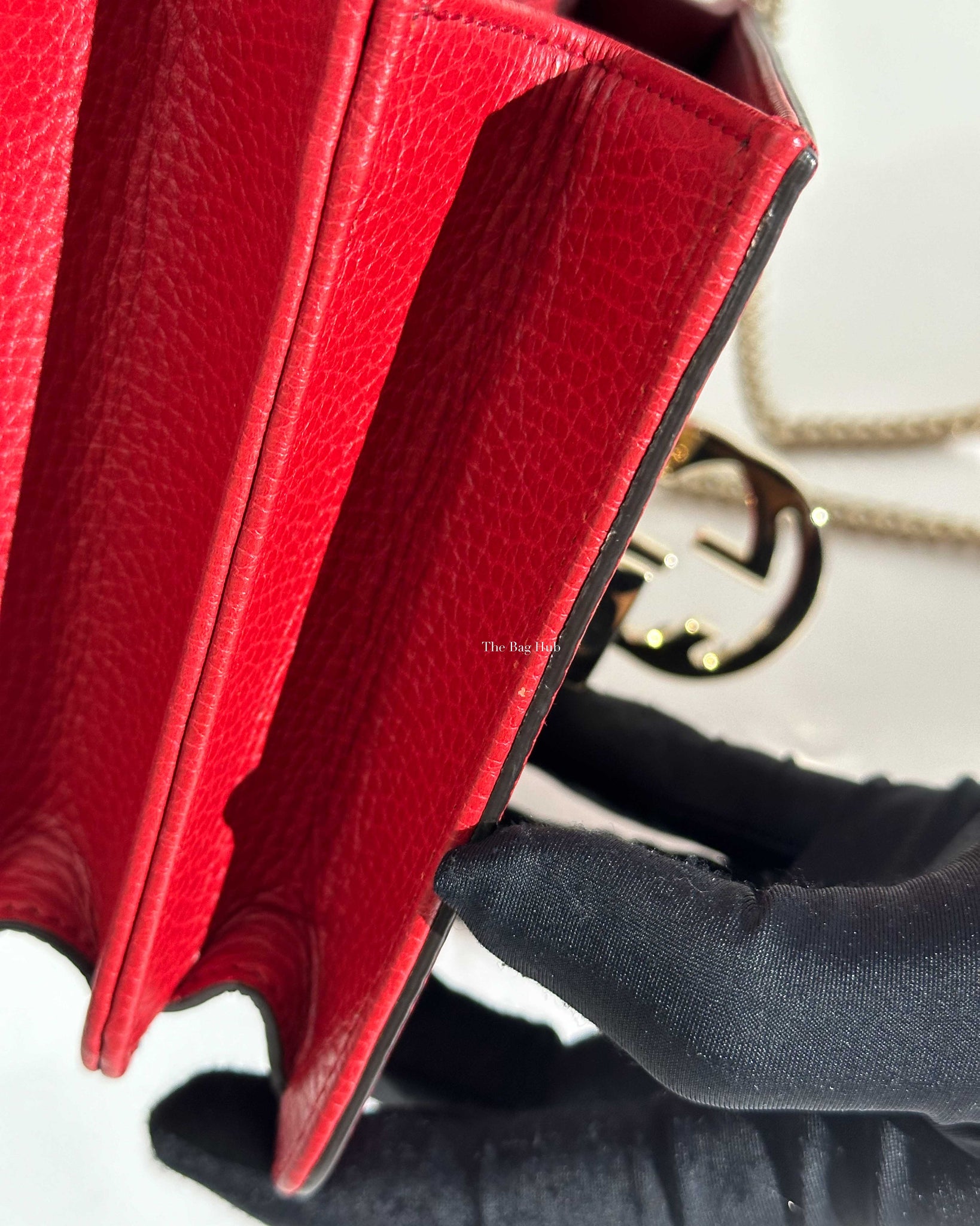 Gucci Red Leather Dollar Interlocking Chain Bag-15