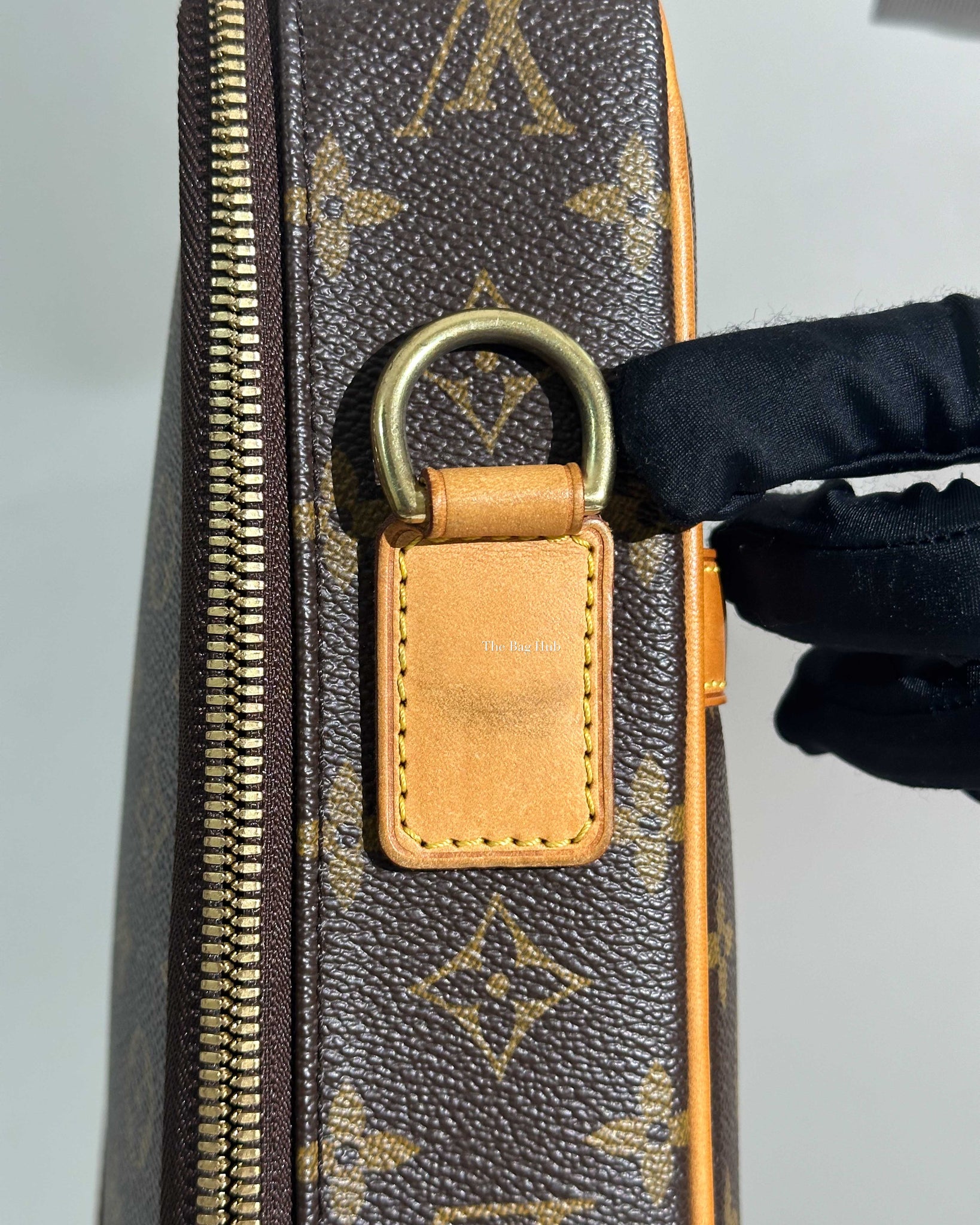 Louis Vuitton Monogram Cupertino Briefcase Bag-19