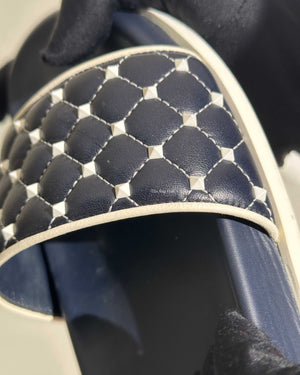 Valentino Navy/White Quilted Rubber Pool slide Size 38.5-13
