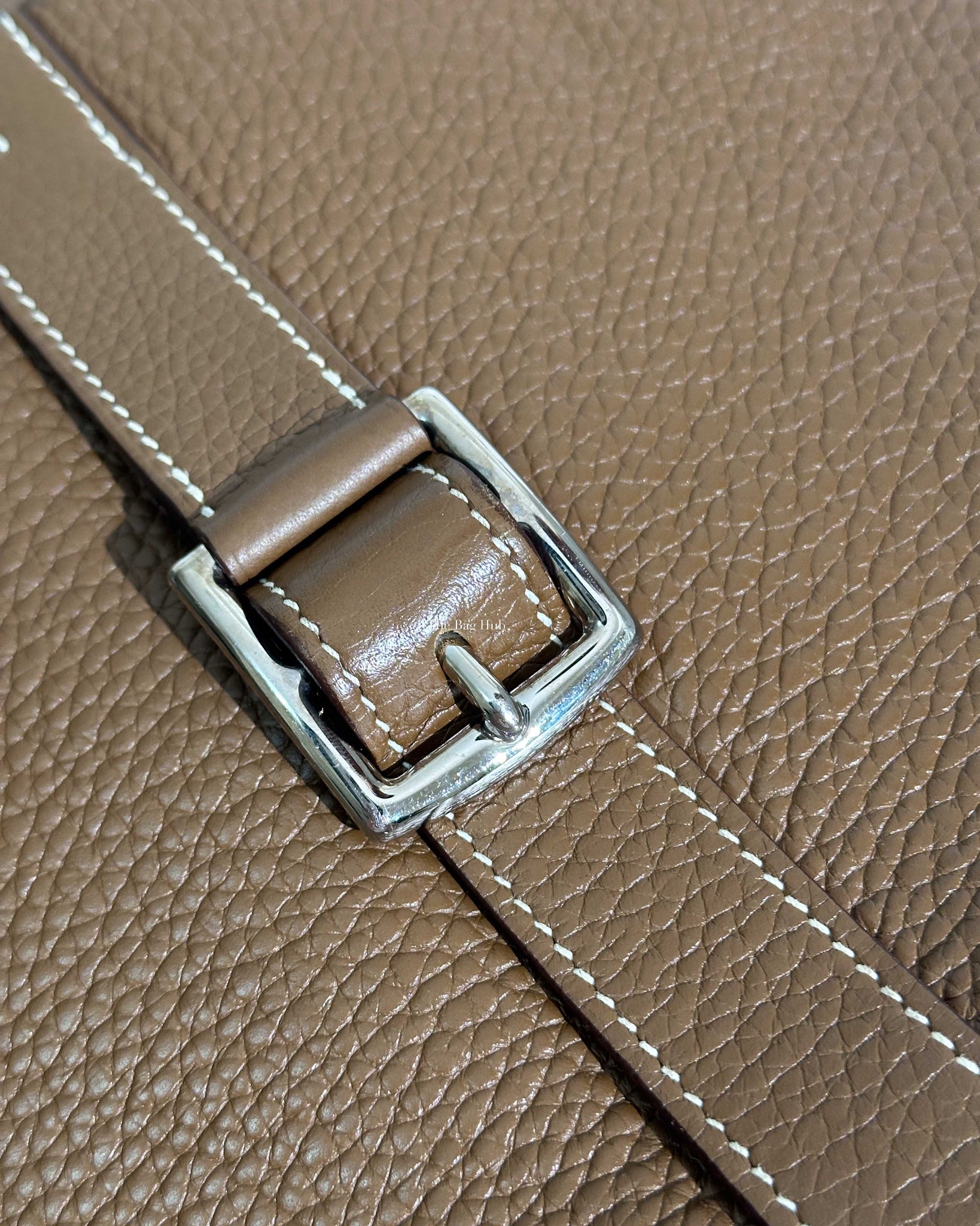 Hermes Brown Halzan 31-16