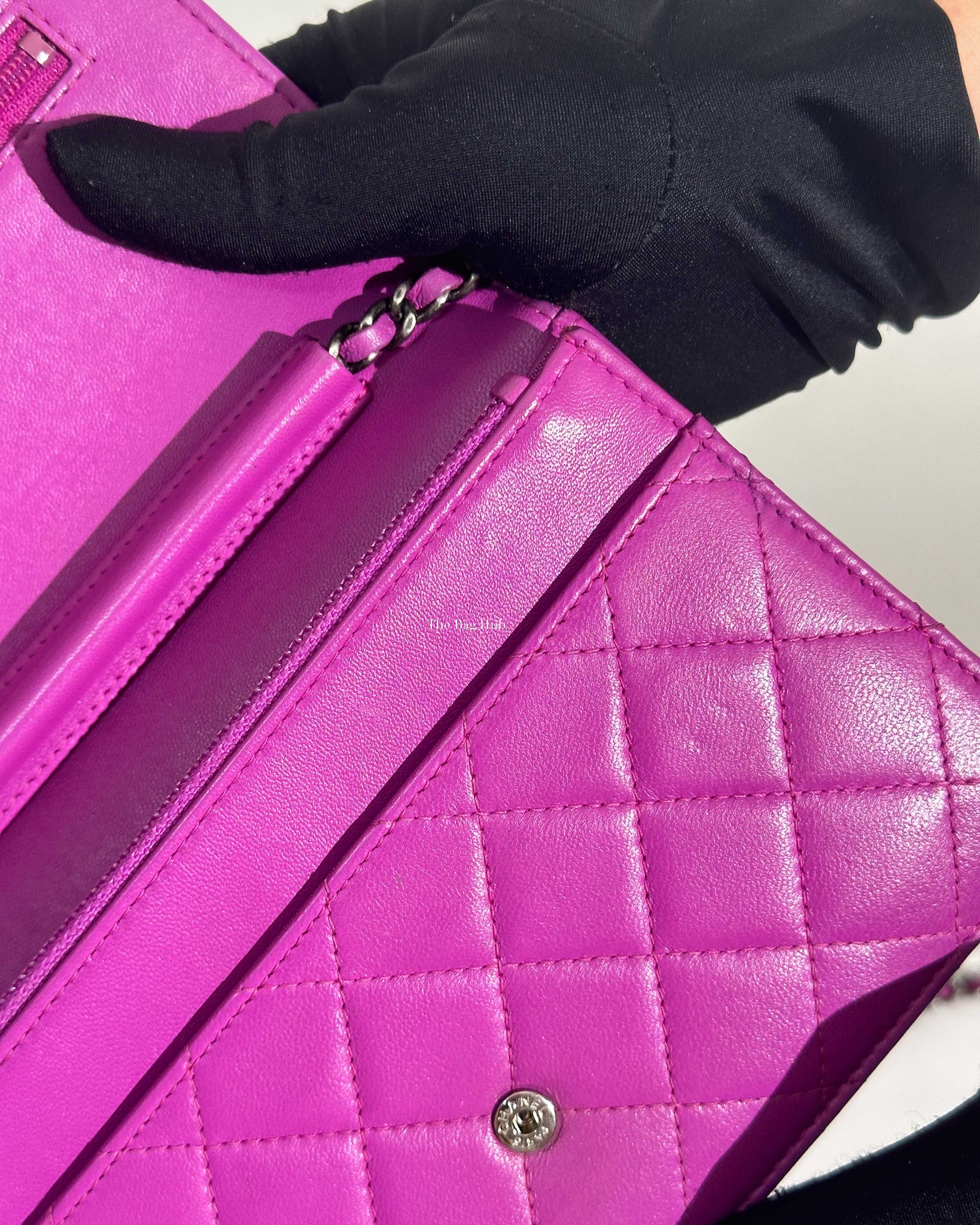 Chanel Anemone Le Boy WOC RHW-22
