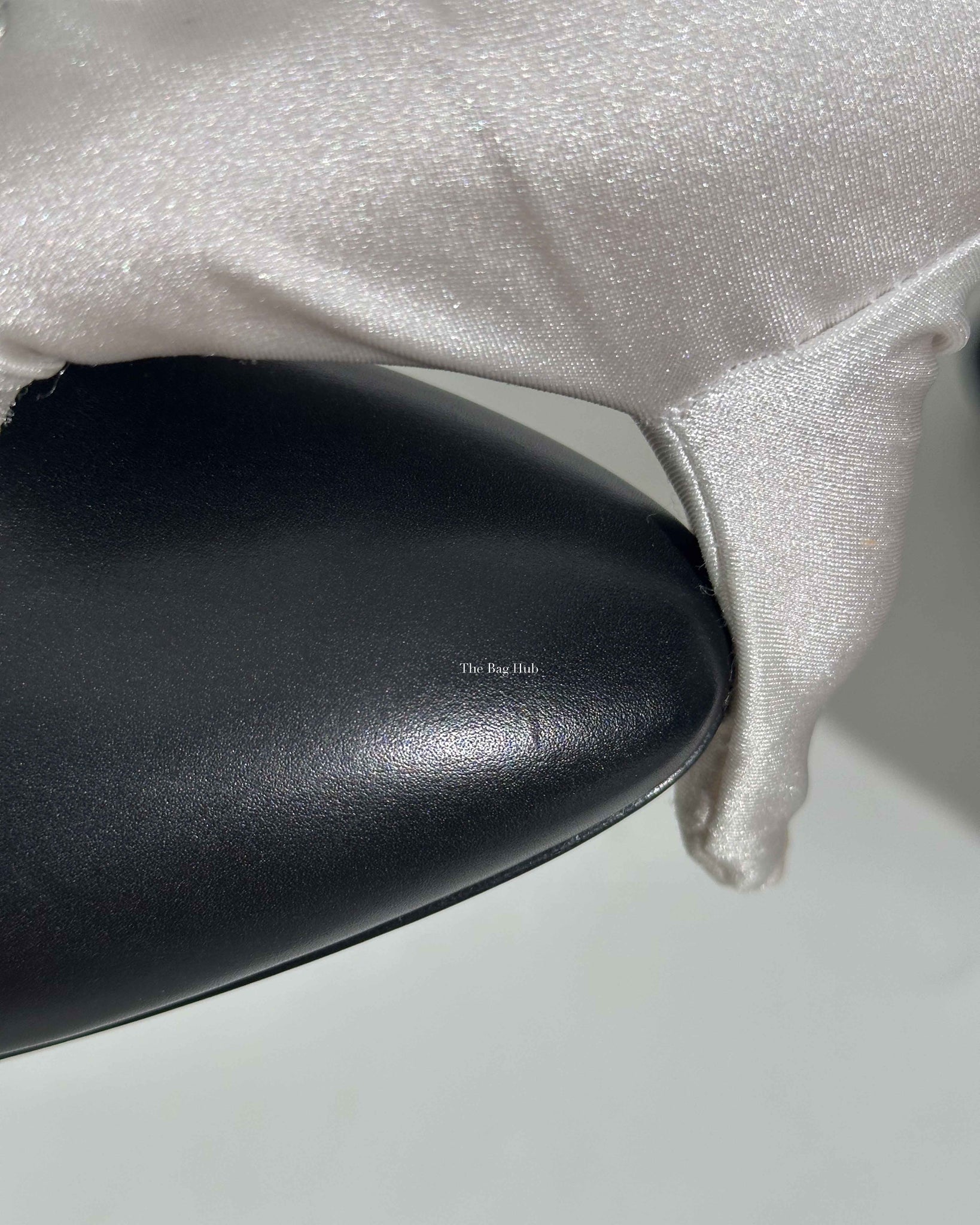 Hermes Black Leather Pepite Flats Size 39-12