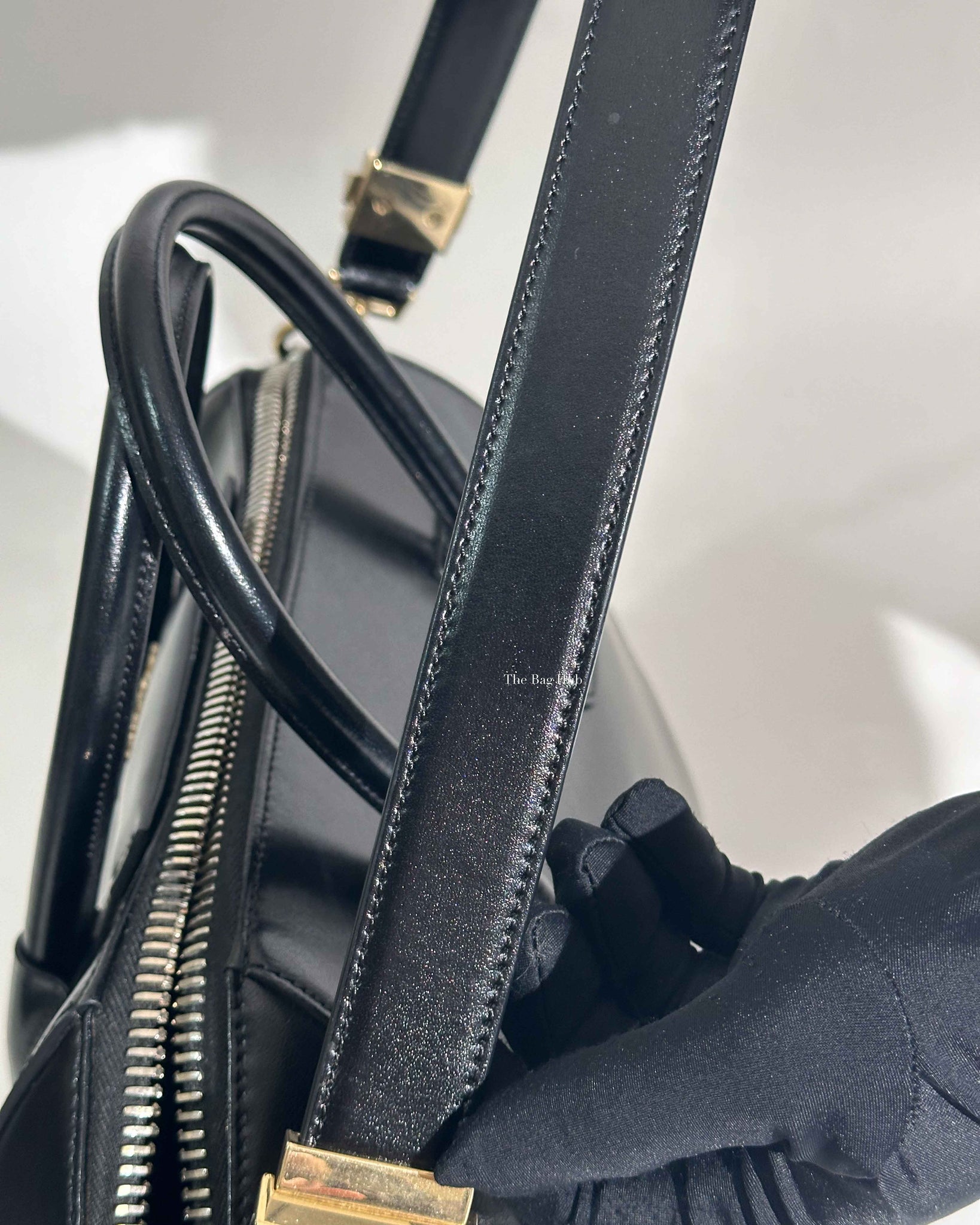 Givenchy Black Glazed Calfskin Medium Antigona-31