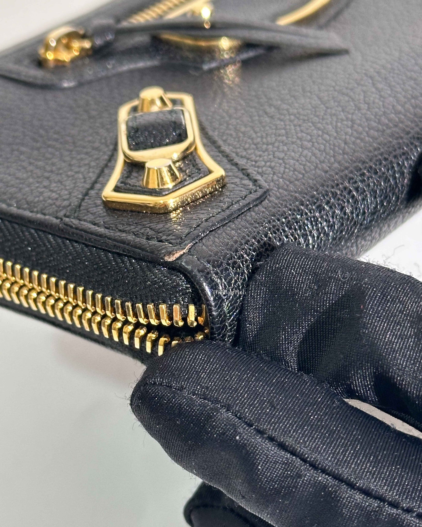 Balenciaga Black Leather Metallic Edge Long Zipped Around Wallet-15