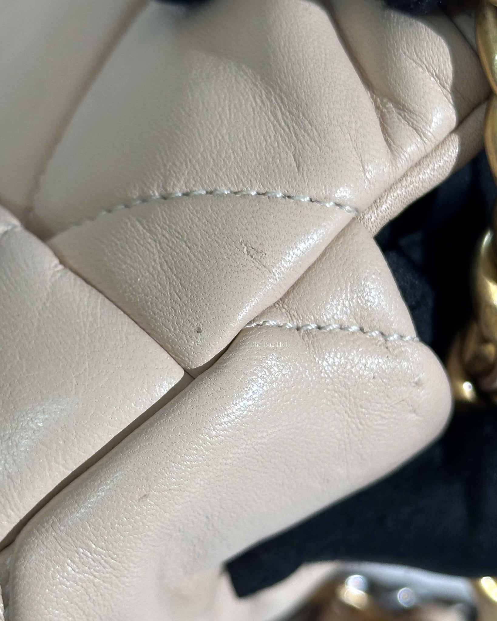 Chanel Beige Lambskin Large C19 Flsp Bag-21