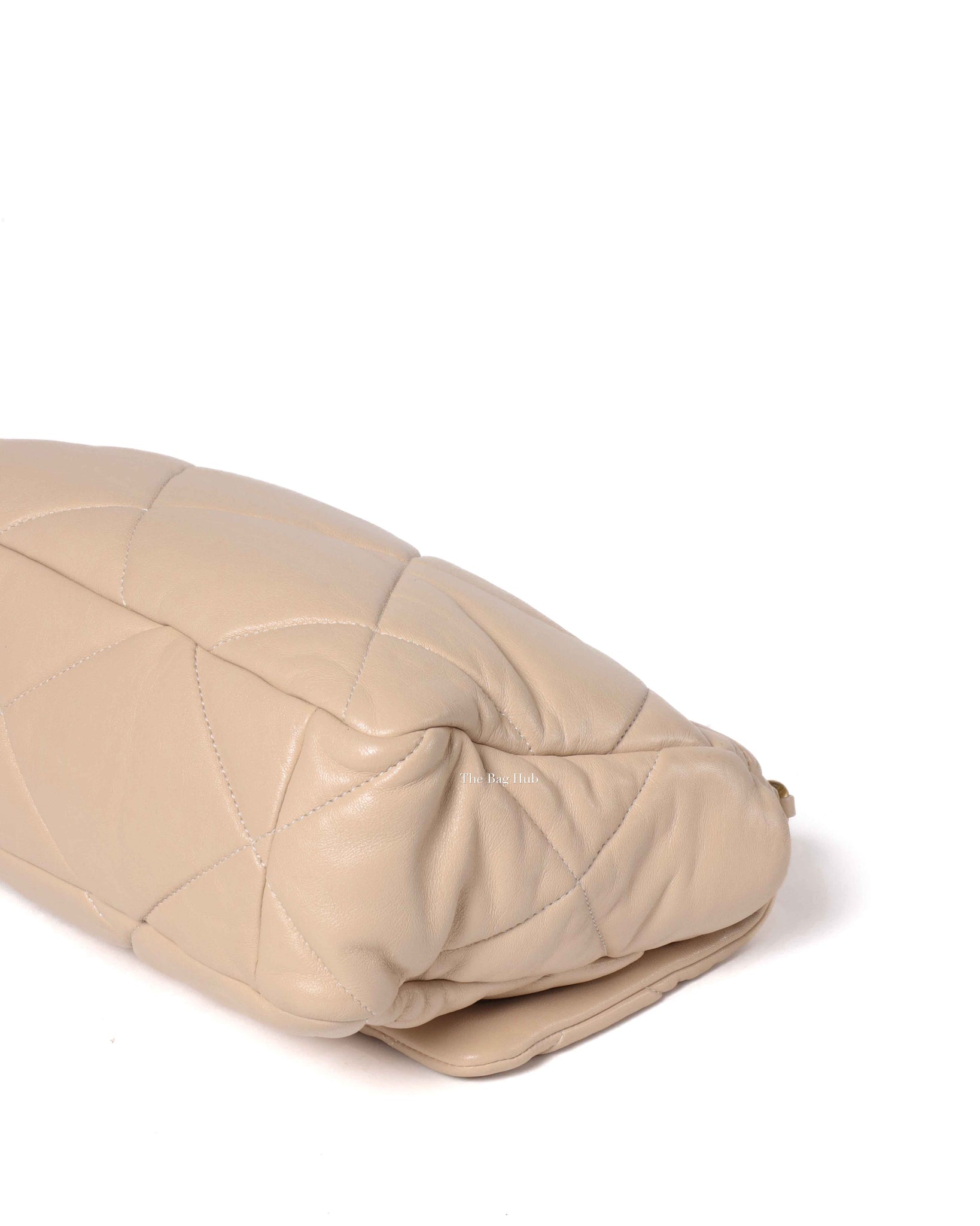 Chanel Beige Lambskin Large C19 Flsp Bag-10