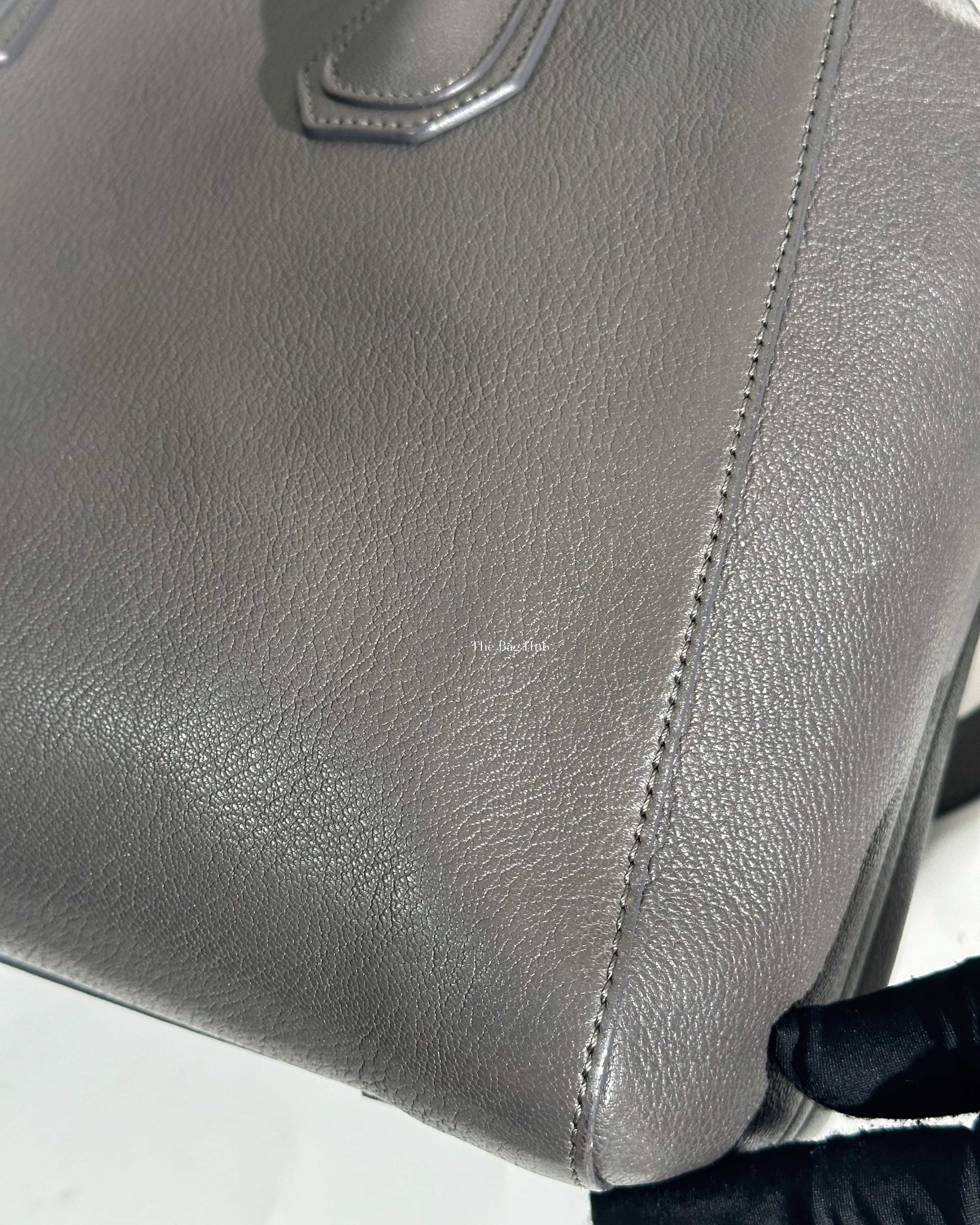 Givenchy Grey Leather Medium Antigona Bag-23