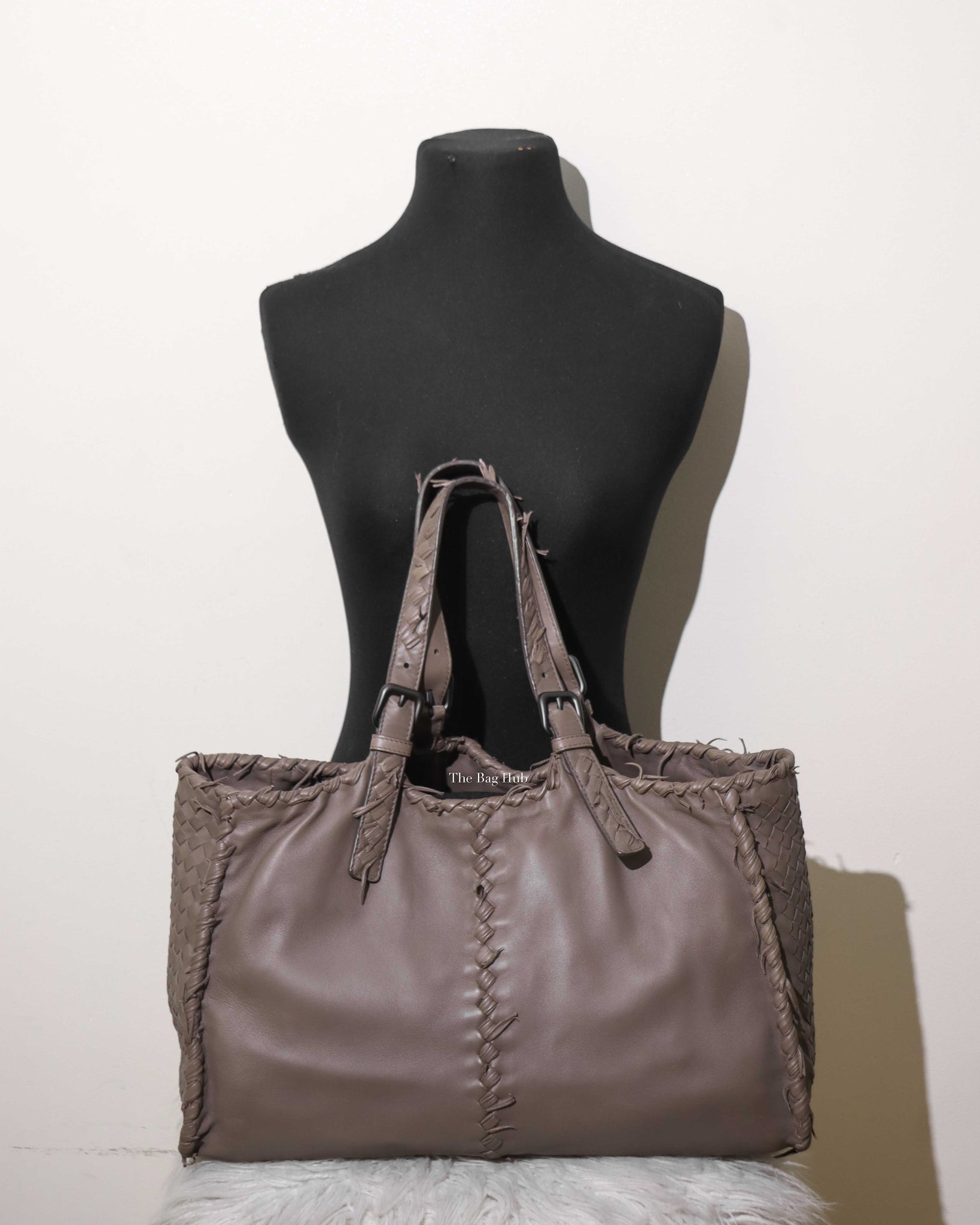 Bottega Veneta Clay Leather Intrecciato Large Tote Bag-12