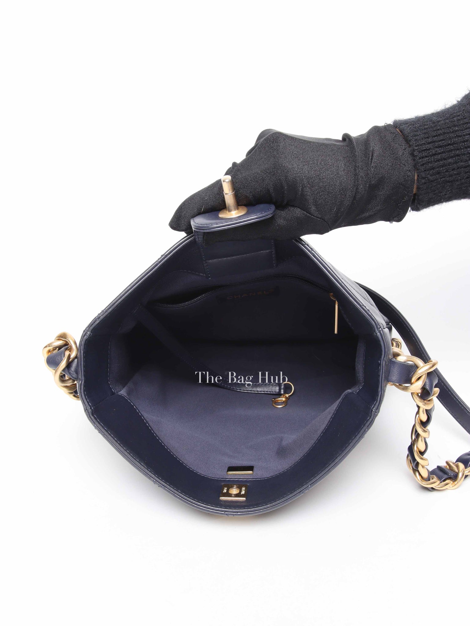 Chanel Navy Blue Framing Chain Shoulder Bag 2021