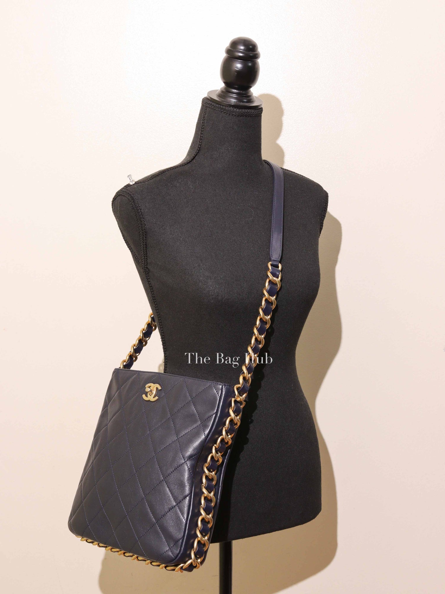 Chanel Navy Blue Framing Chain Shoulder Bag 2021