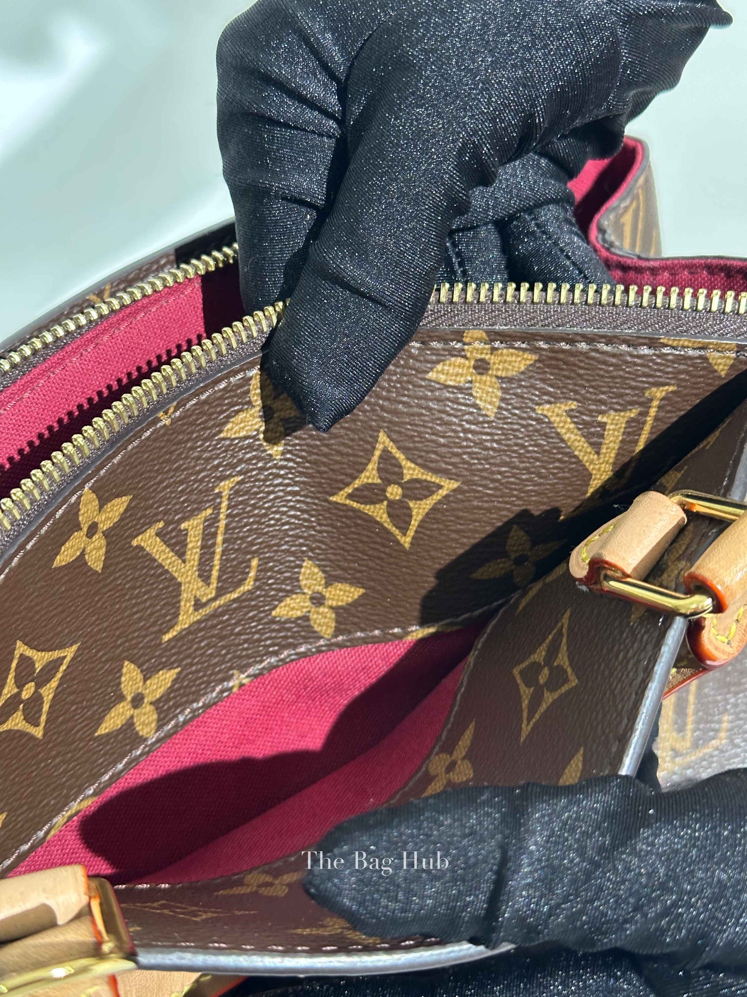 Louis Vuitton Brown Monogram Coated Canvas Petit Palais Handbag