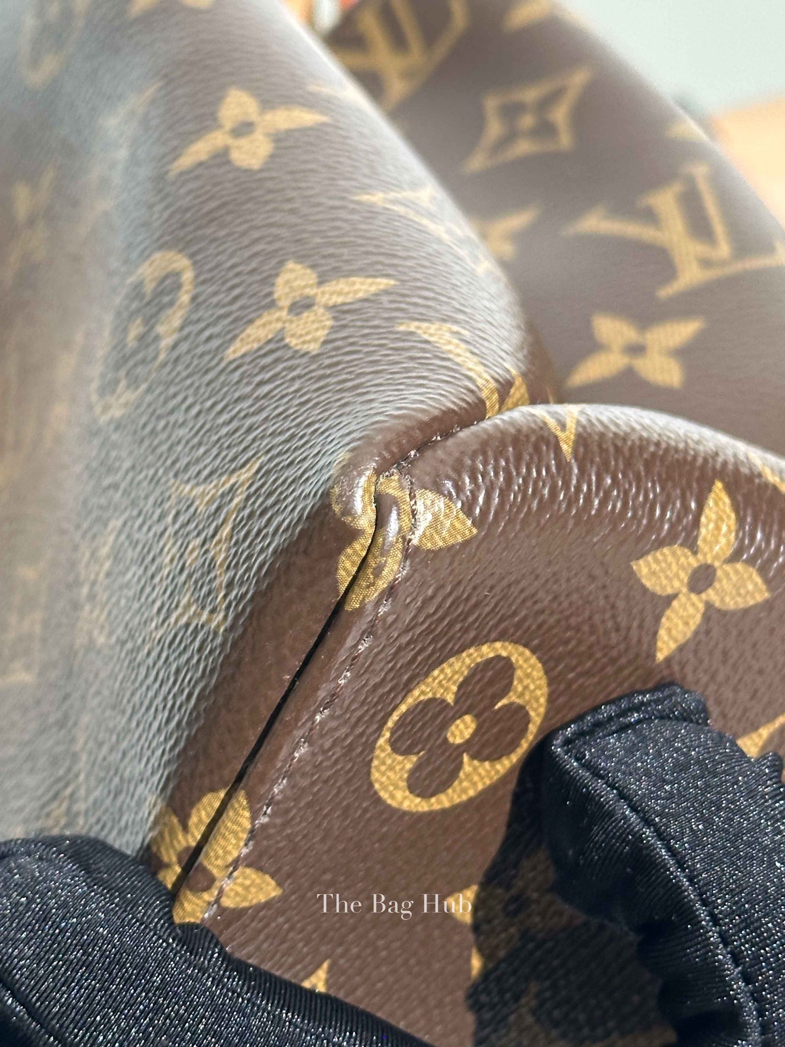 Louis Vuitton Brown Monogram Coated Canvas Petit Palais Handbag