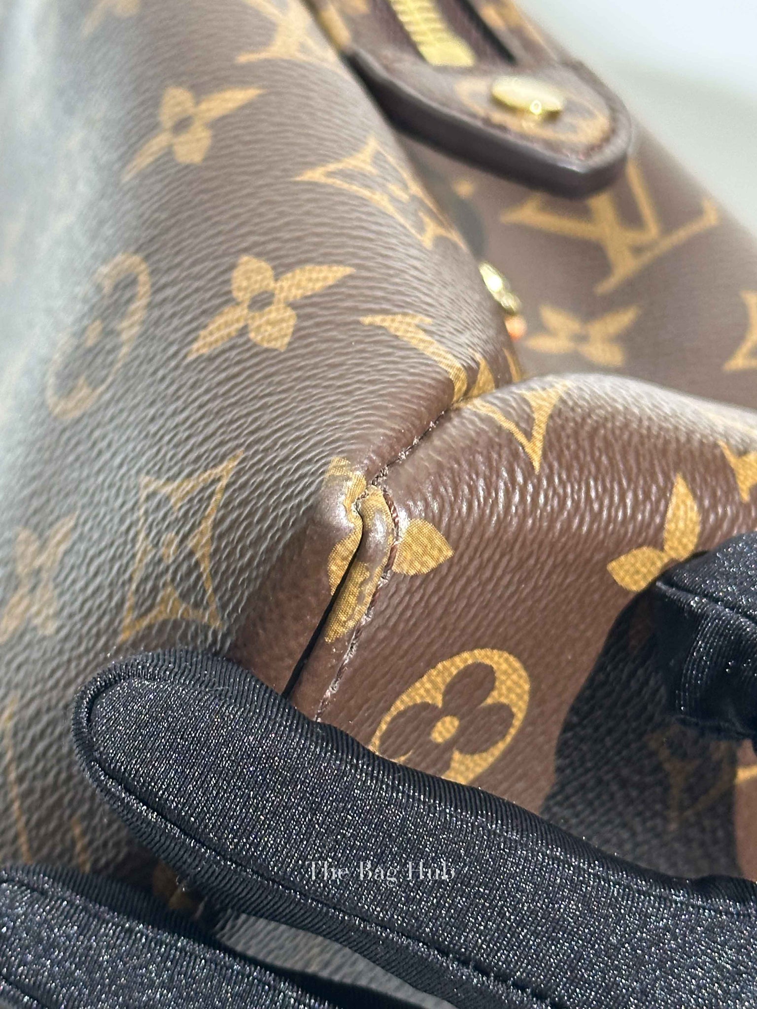 Louis Vuitton Brown Monogram Coated Canvas Petit Palais Handbag