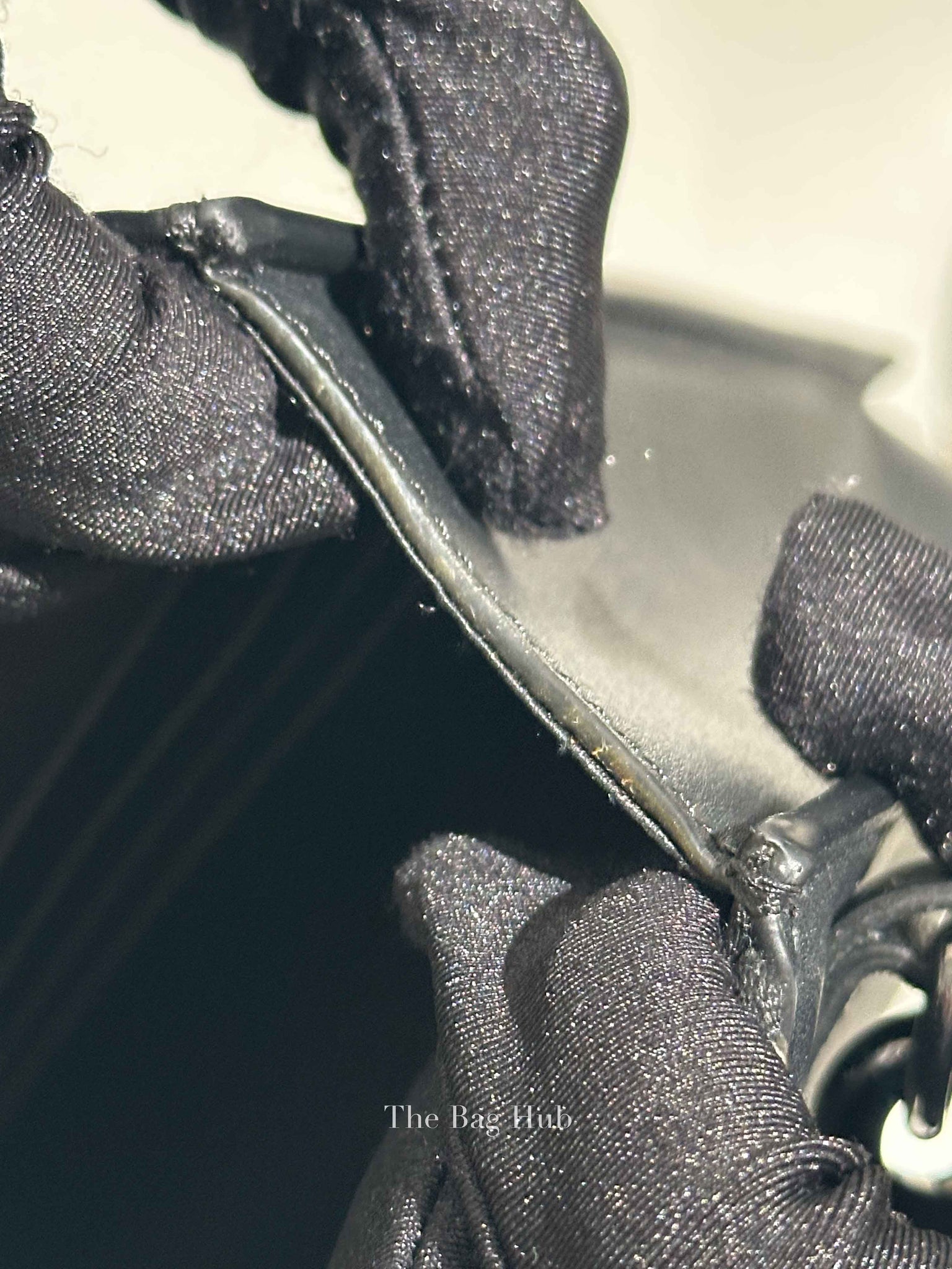 Valentino Black Leather Vlogo Signature Calfskin Pouch Bag
