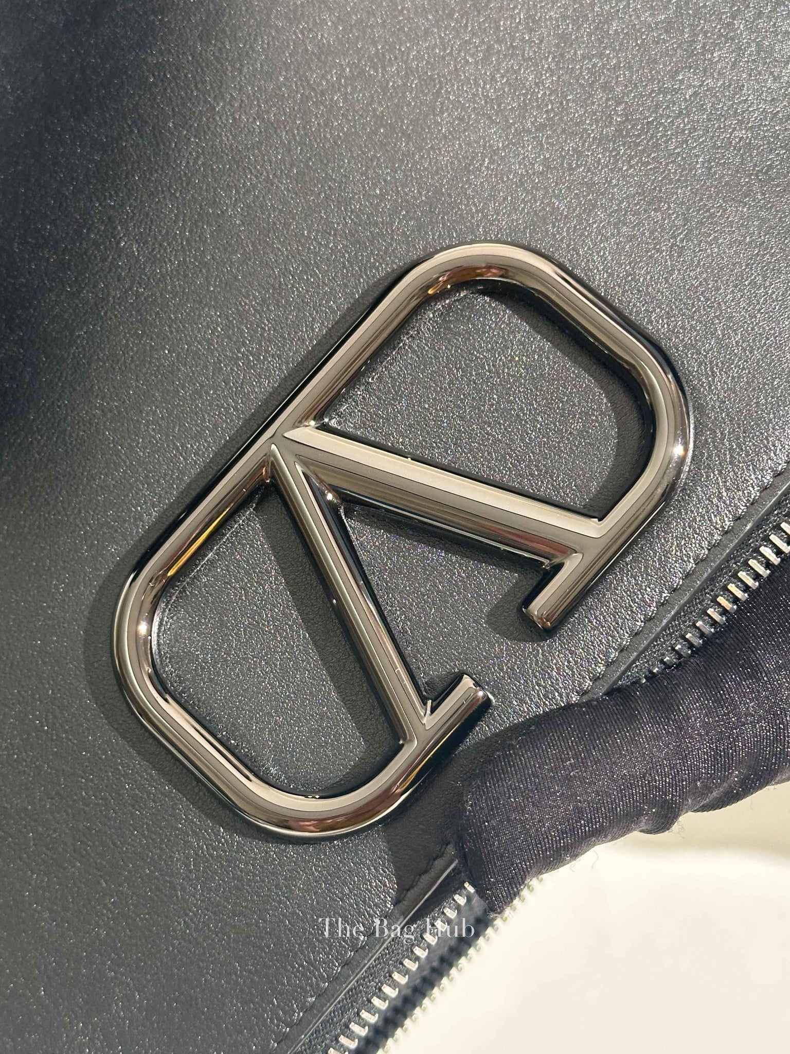 Valentino Black Leather Vlogo Signature Calfskin Pouch Bag