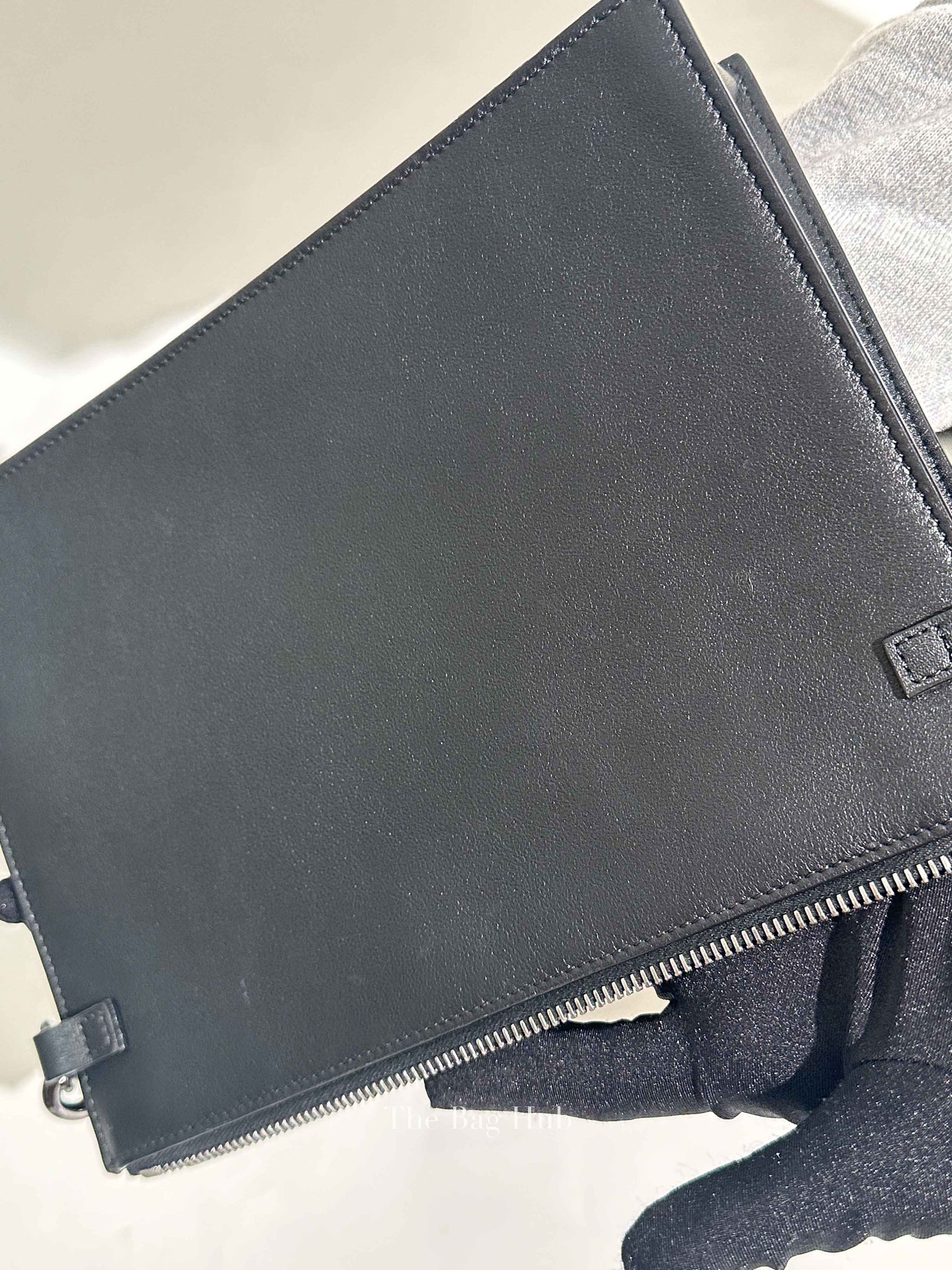 Valentino Black Leather Vlogo Signature Calfskin Pouch Bag