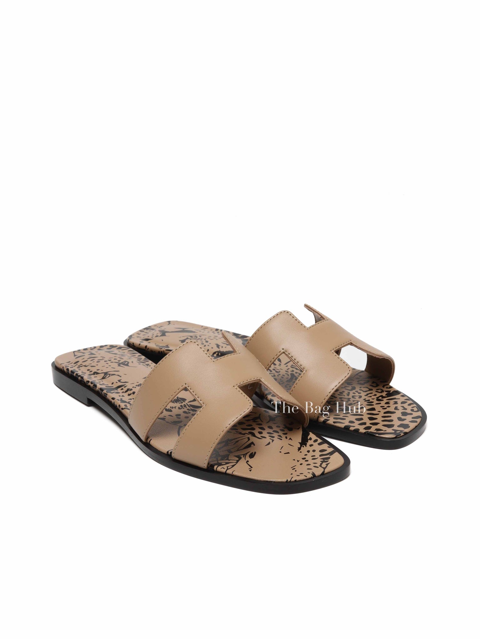 Hermes Beige Argile Leather Oran Sandals Size 37.5