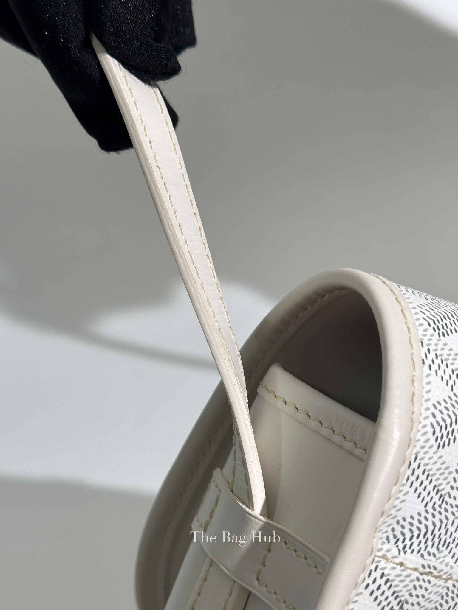 Goyard Blanc Goyardine Coated Canvas and Leather Belvedere PM Bag