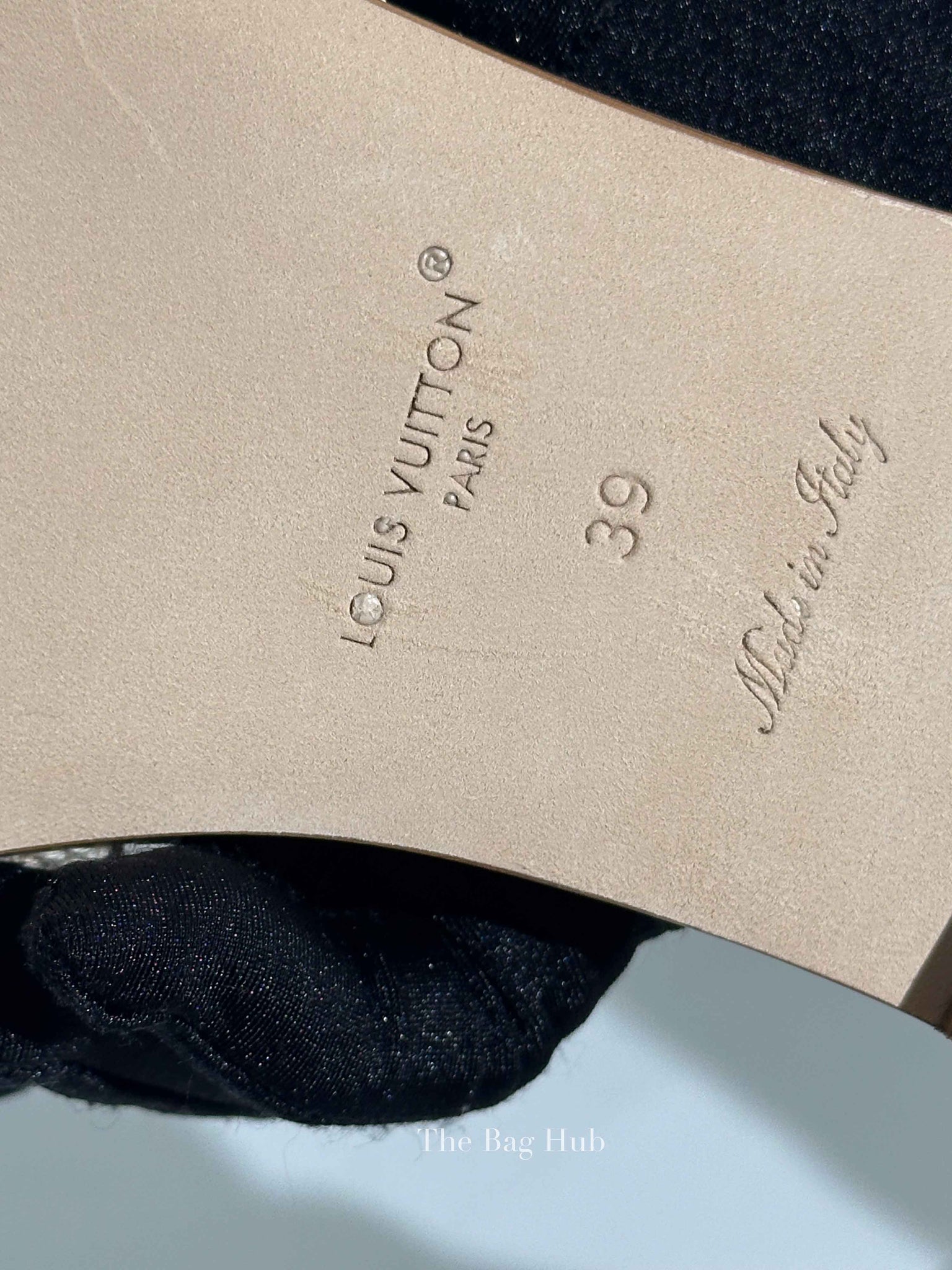 Louis Vuitton White Monogram Embossed Canvas Revival Flat Mules Size 39