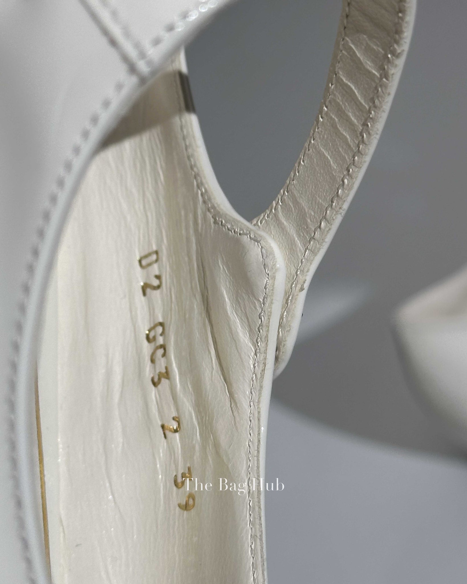 Valentino White Patent Tiptoe  Ballerina Flats Size 39