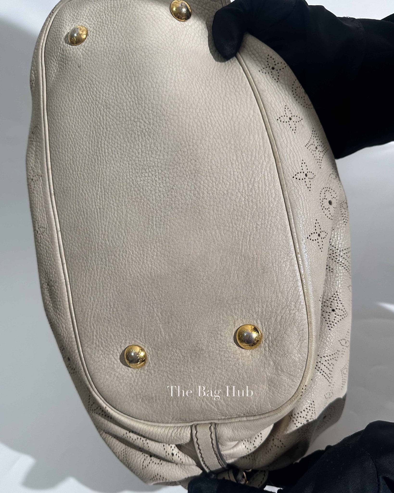 Louis Vuitton Beige Monogram Leather Mahina Shoulder Bag
