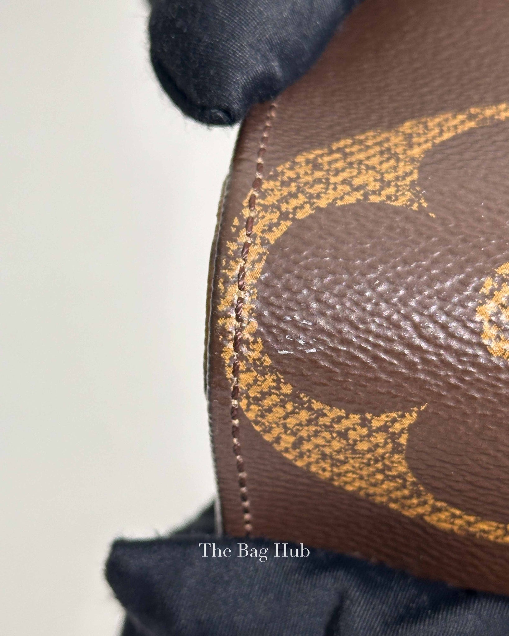 Louis Vuitton Reverse Monogram OnTheGo MM Bag