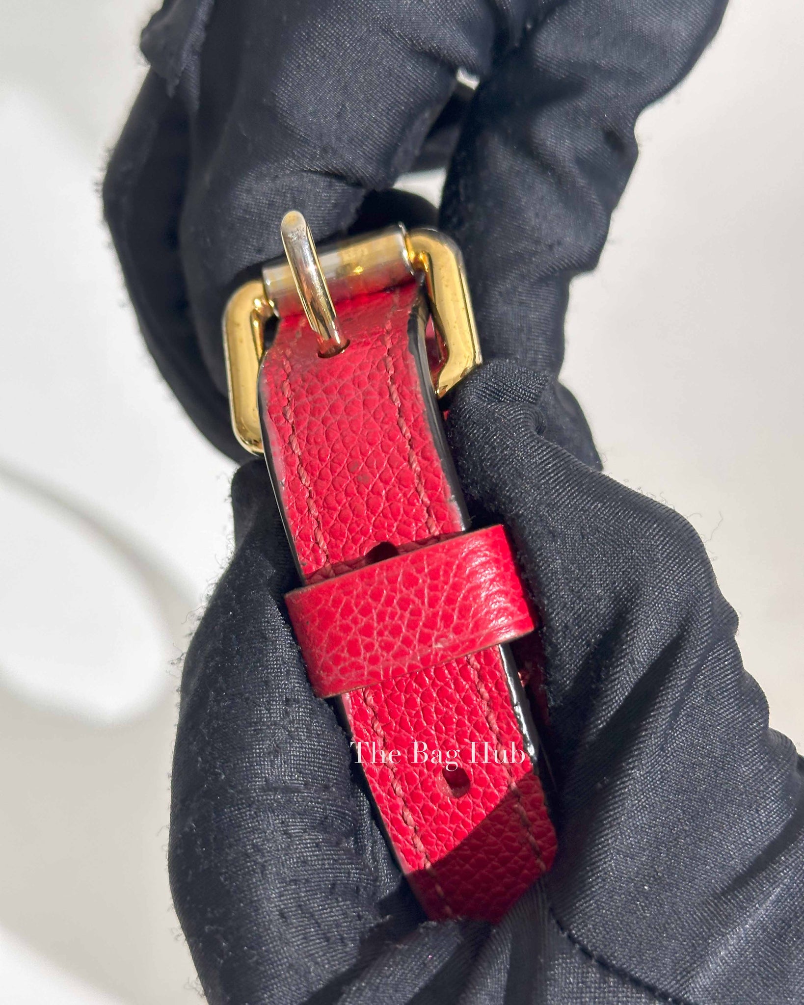 Louis Vuitton Cherry Empreinte Leather Pochette Metis Sling Bag