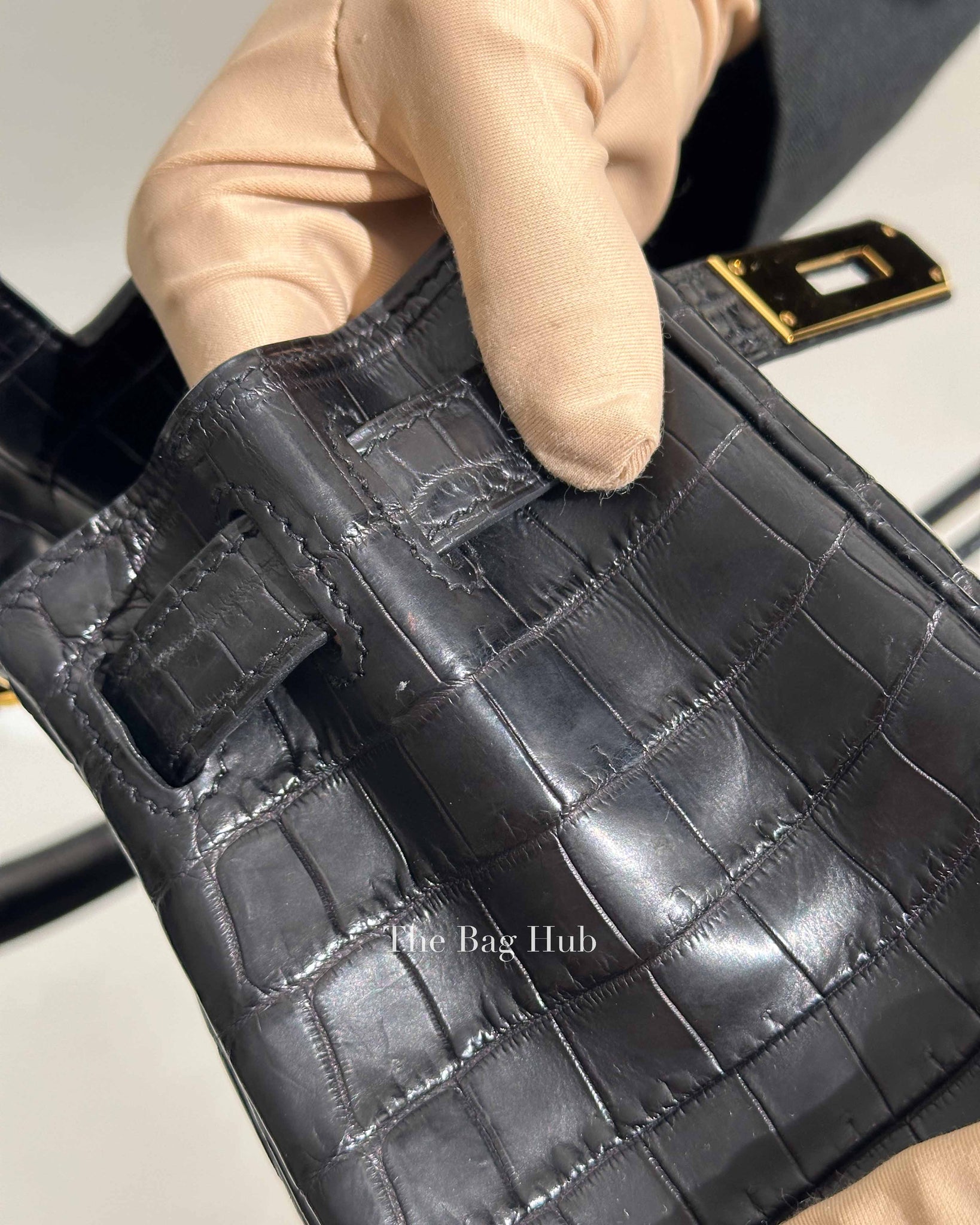 Hermes Noir Matte Niloticus Crocodile Kelly 28 Handbag GHW