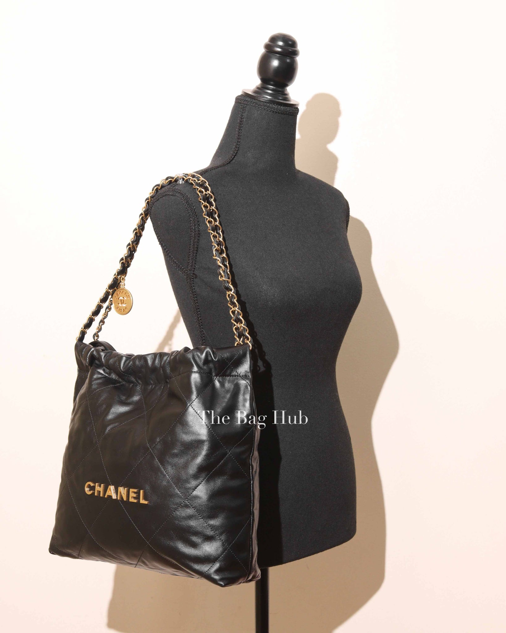 Chanel Black Shiny Calfskin 22 Small Handbag GHW
