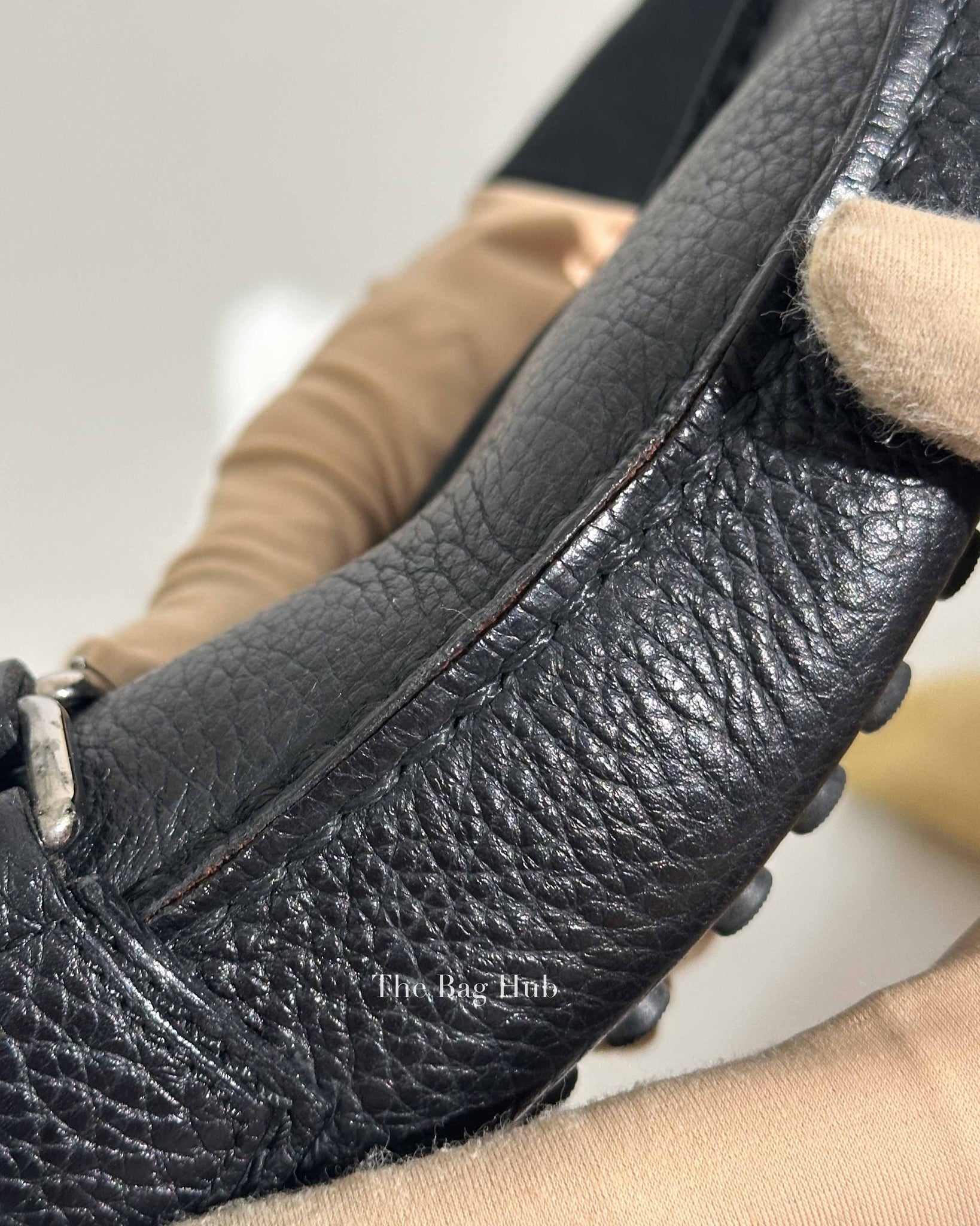 Louis Vuitton Black Leather Hockenheim Slip On Loafers Size 6.5