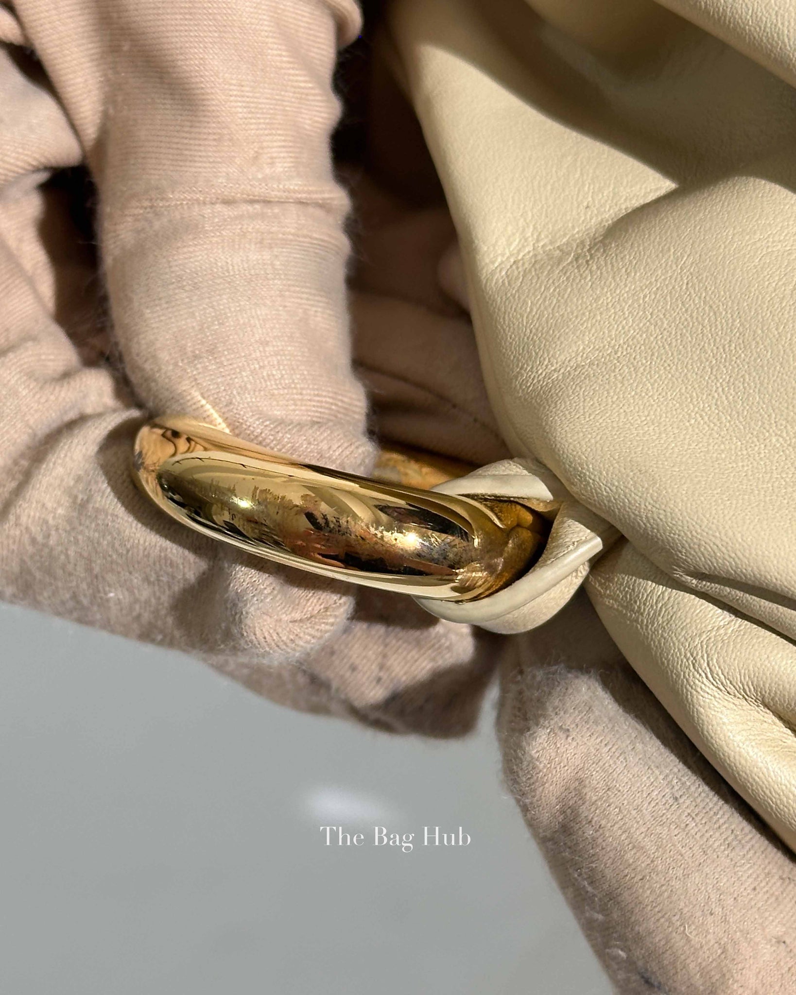 Bottega Veneta Beige Leather The Chain Pouch Bag