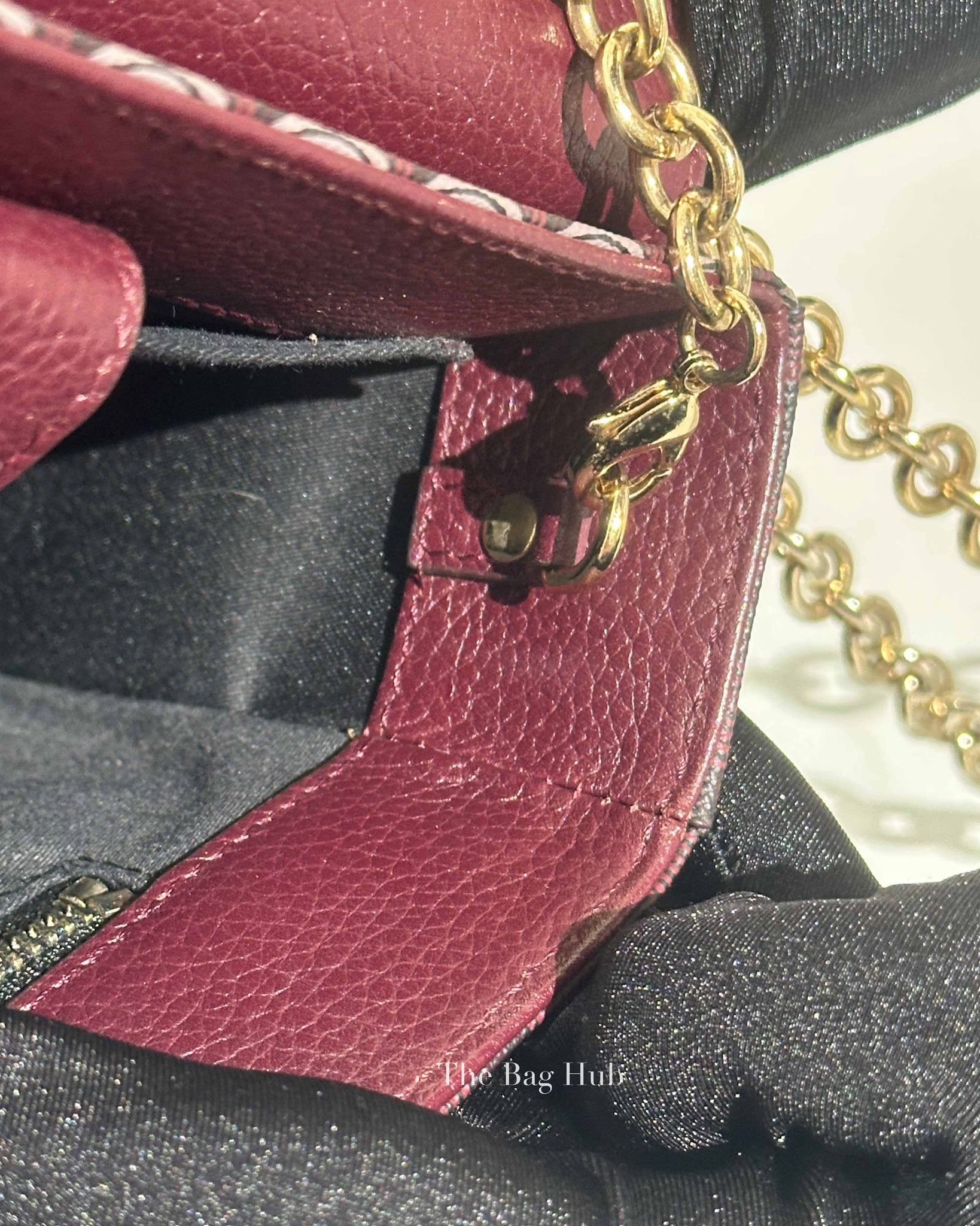 Faure Le Page Maroon Leather Calibre 27 Bag