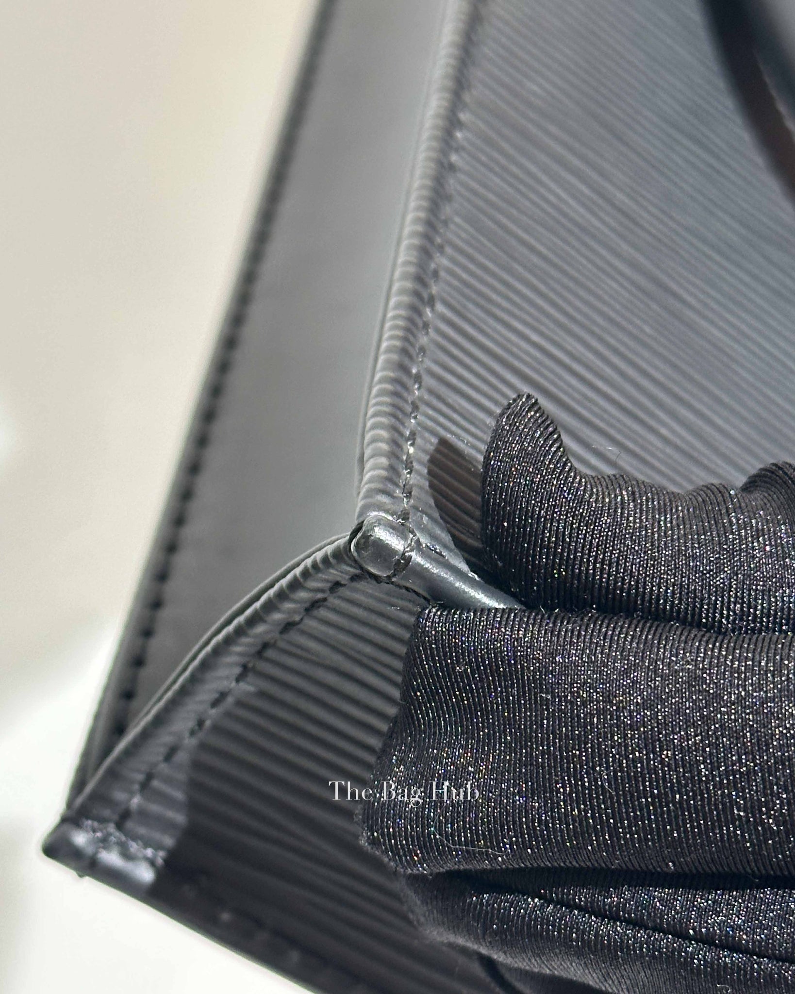Louis Vuitton Black Epi Leather Petite Sac Plat Tote Bag