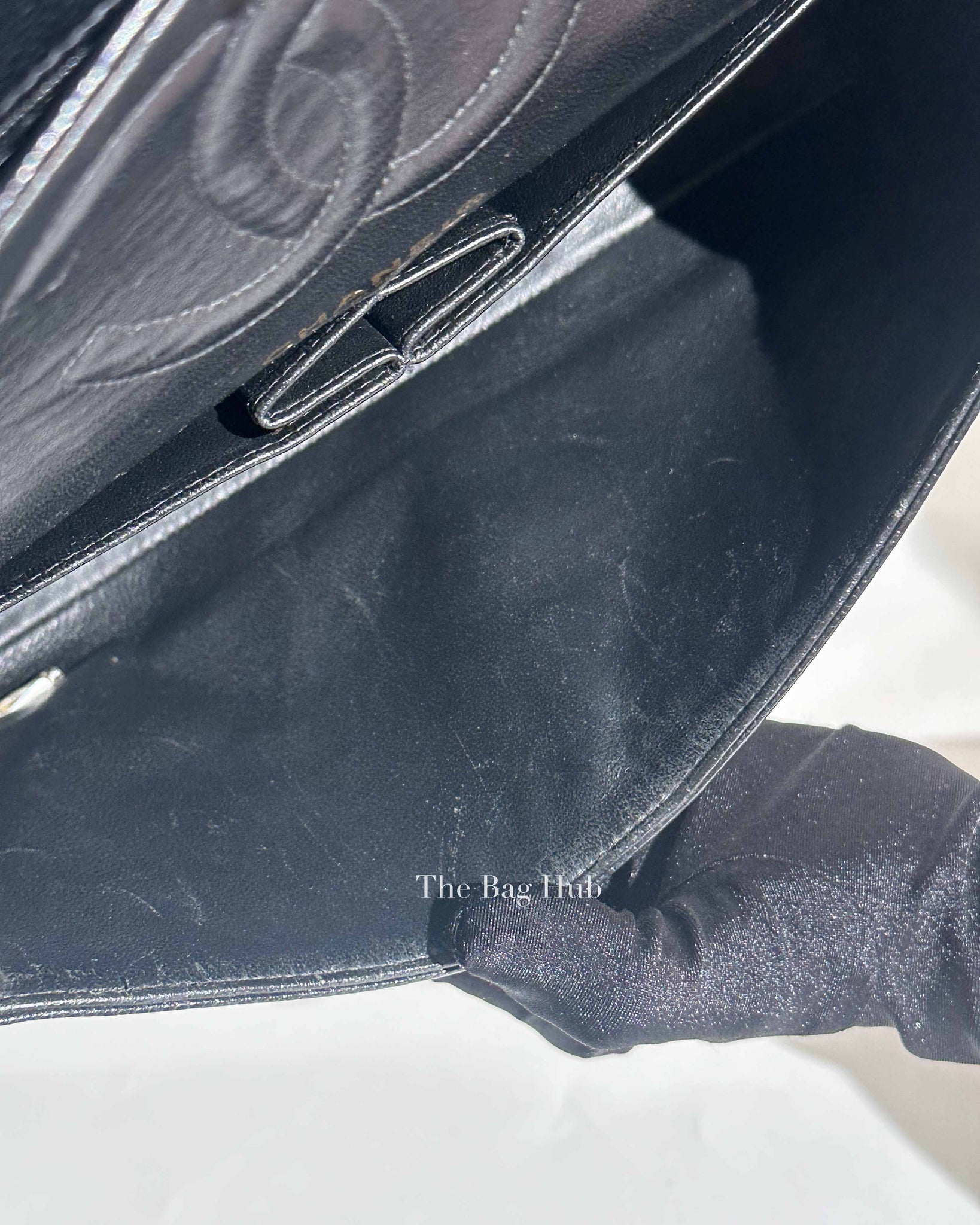 Chanel Vintage Black Caviar Leather Classic Medium Flap Bag 24K GHW