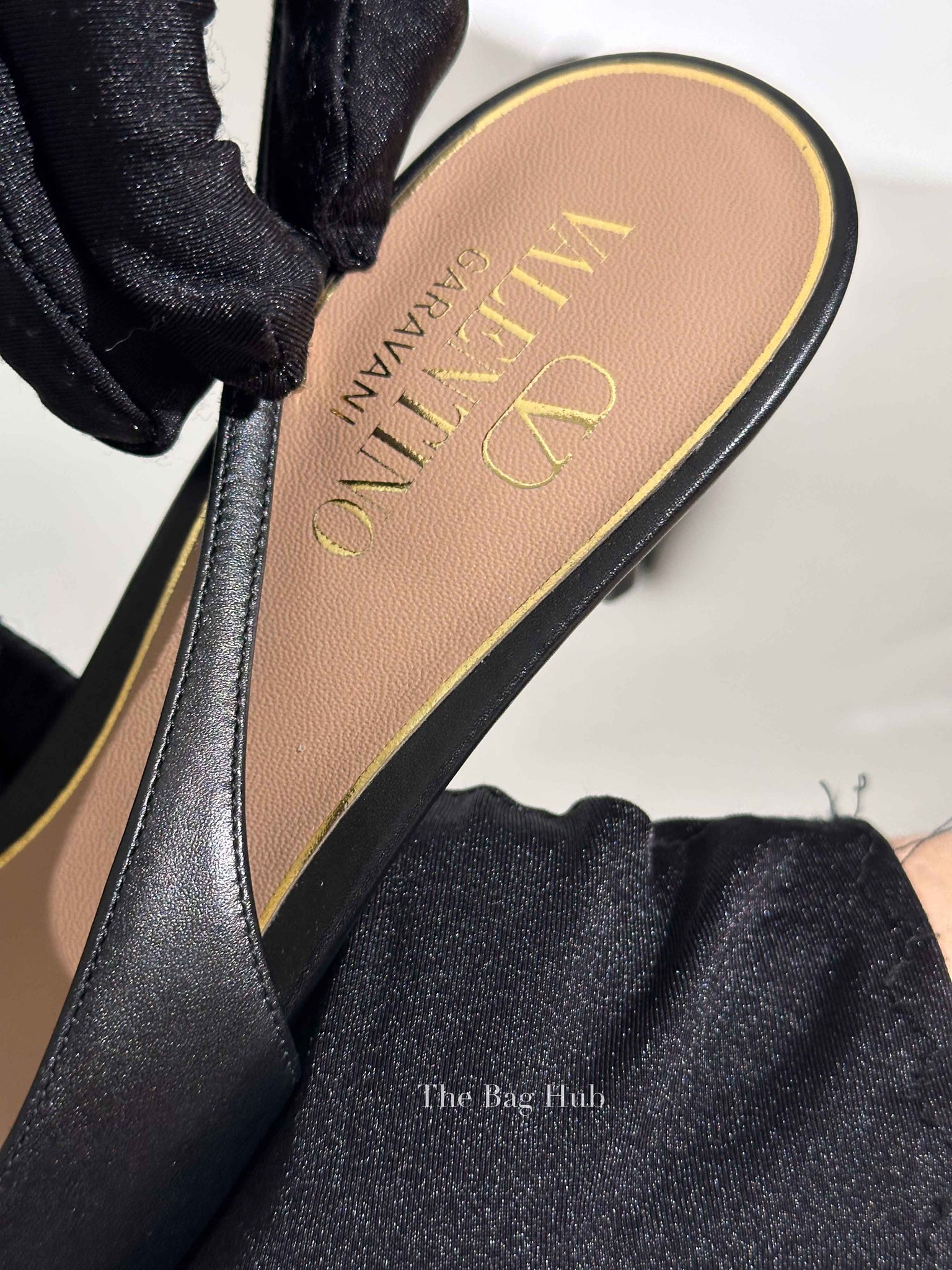 Valentino Black Calfskin Vlogo Slingback Pump Size 39