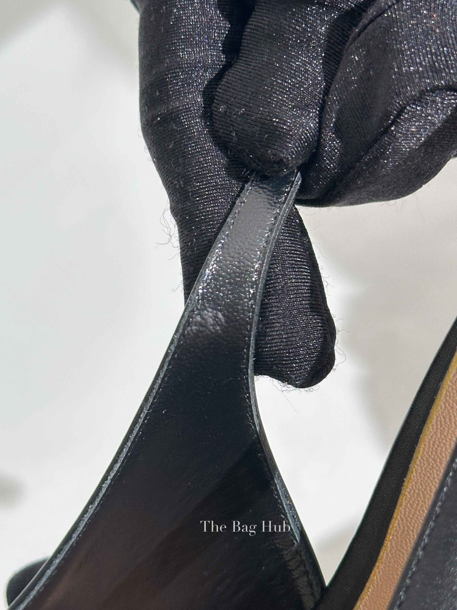 Valentino Black Calfskin Vlogo Slingback Pump Size 39