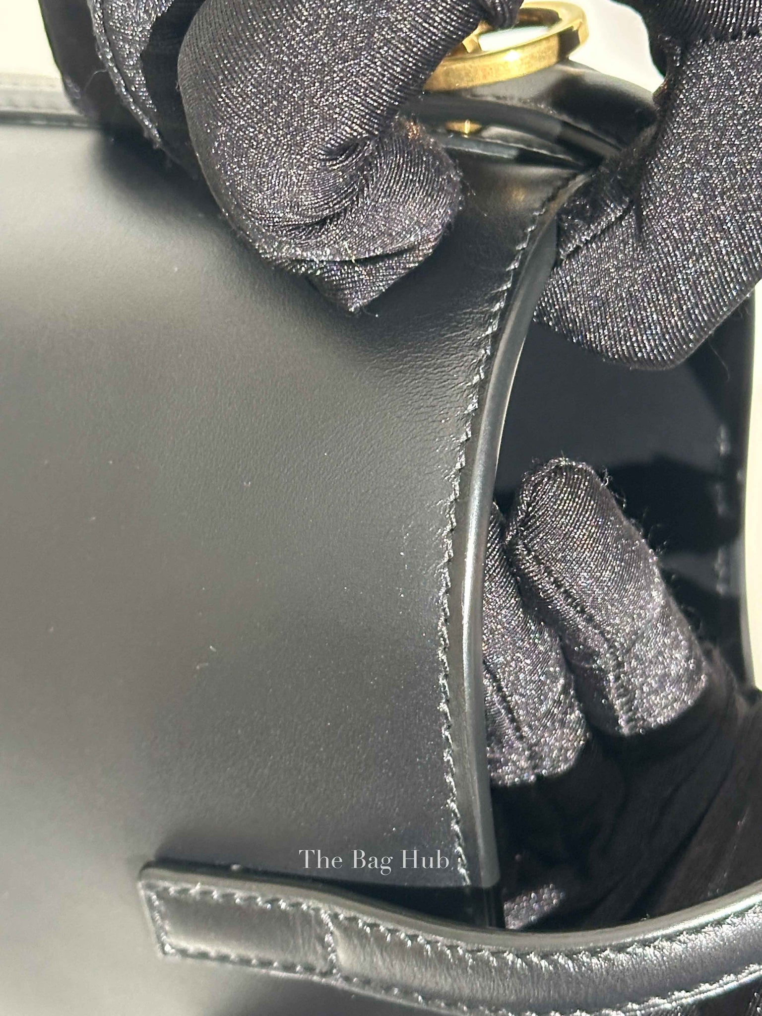 Saint Laurent Black Shiny Calfskin Le 37 Mini Bucket Bag